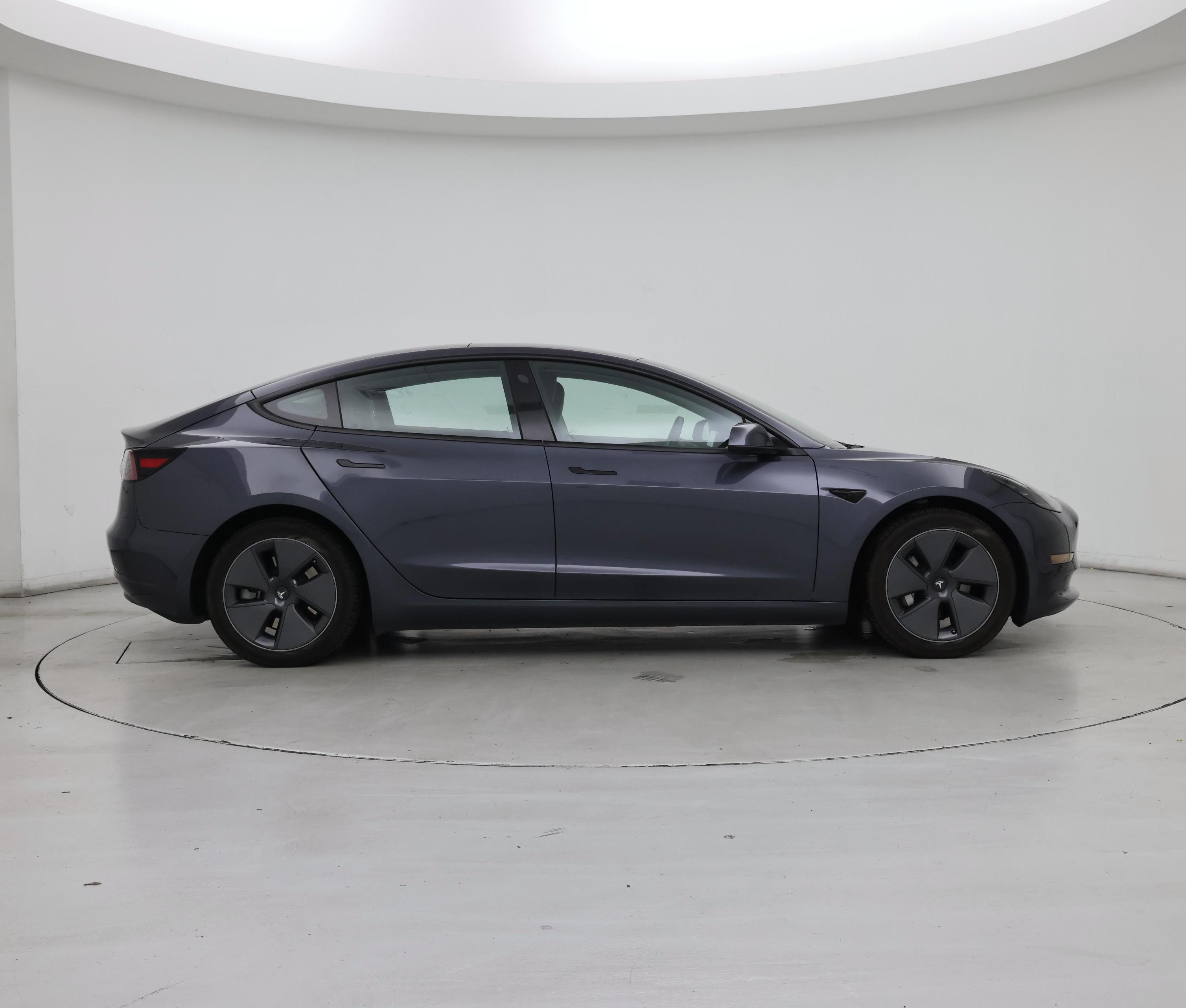 Thumbnail: 2023 Tesla Model 3 - 7