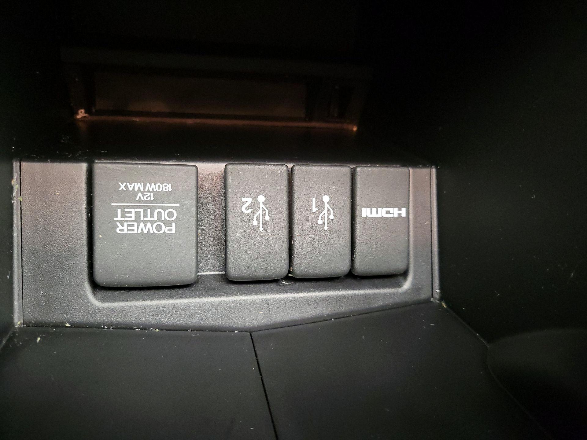 Thumbnail: 2016 Honda CR-V - 18