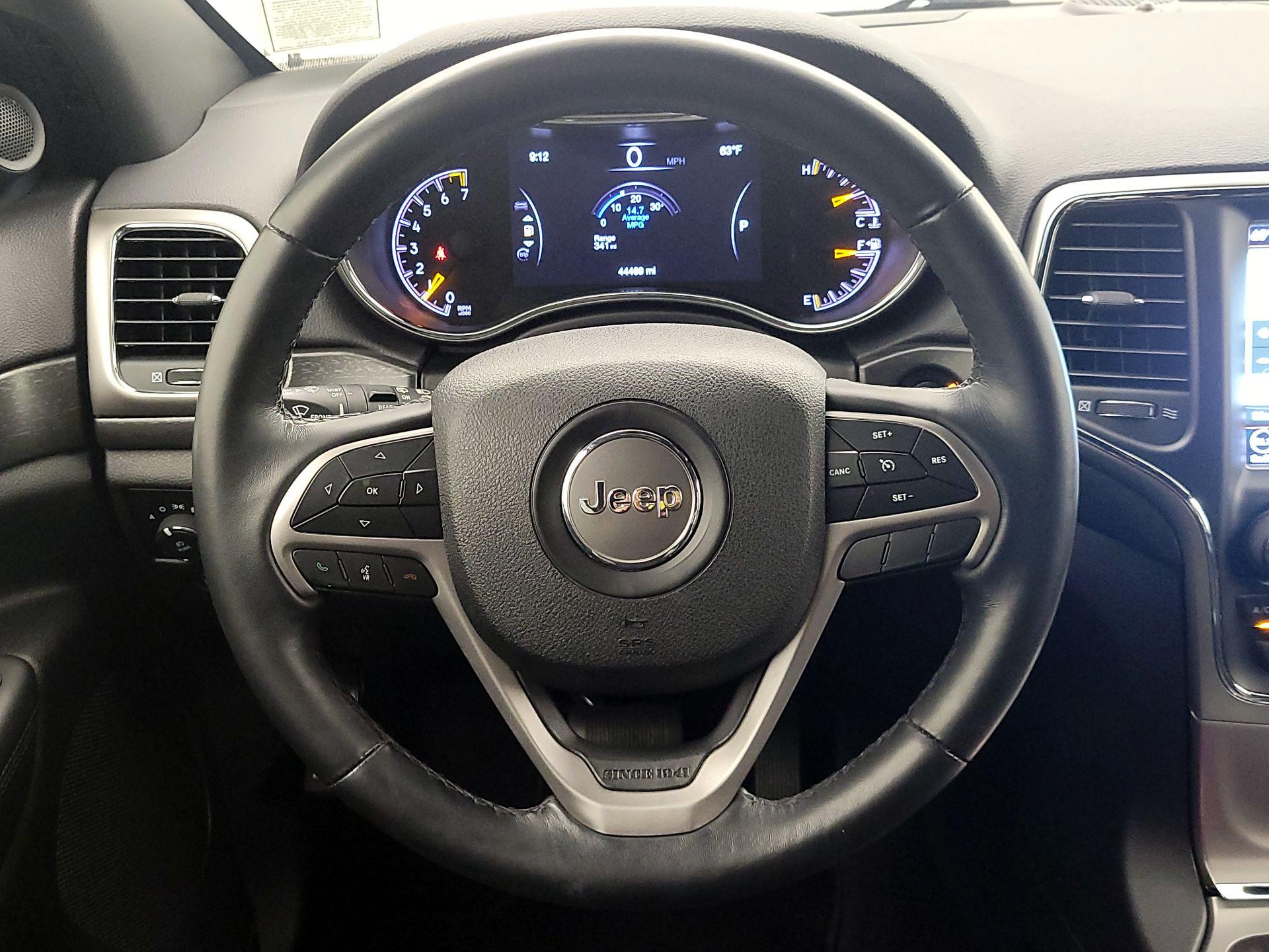 Thumbnail: 2018 Jeep Grand Cherokee - 10