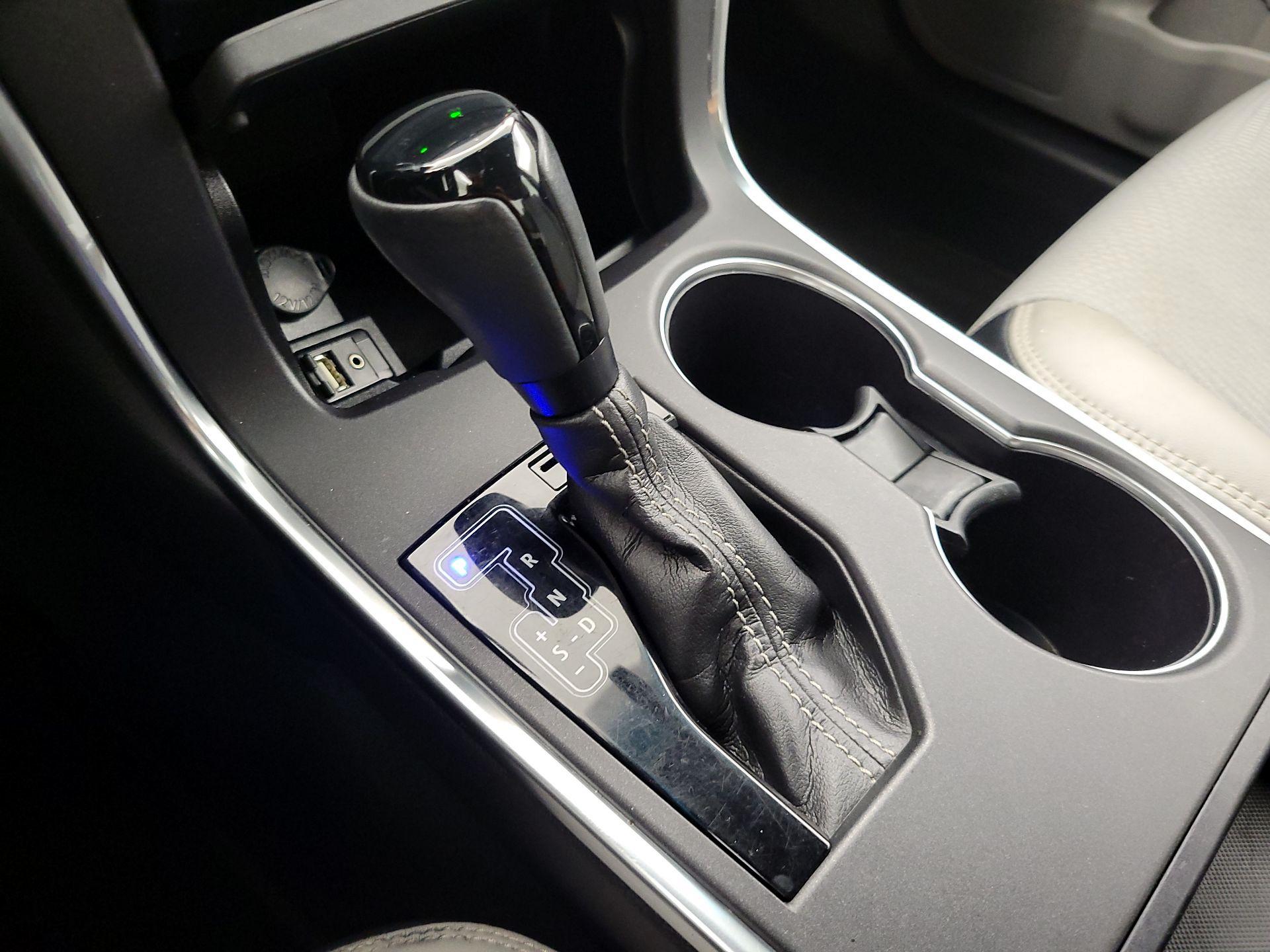 Thumbnail: 2017 Toyota Camry - 17