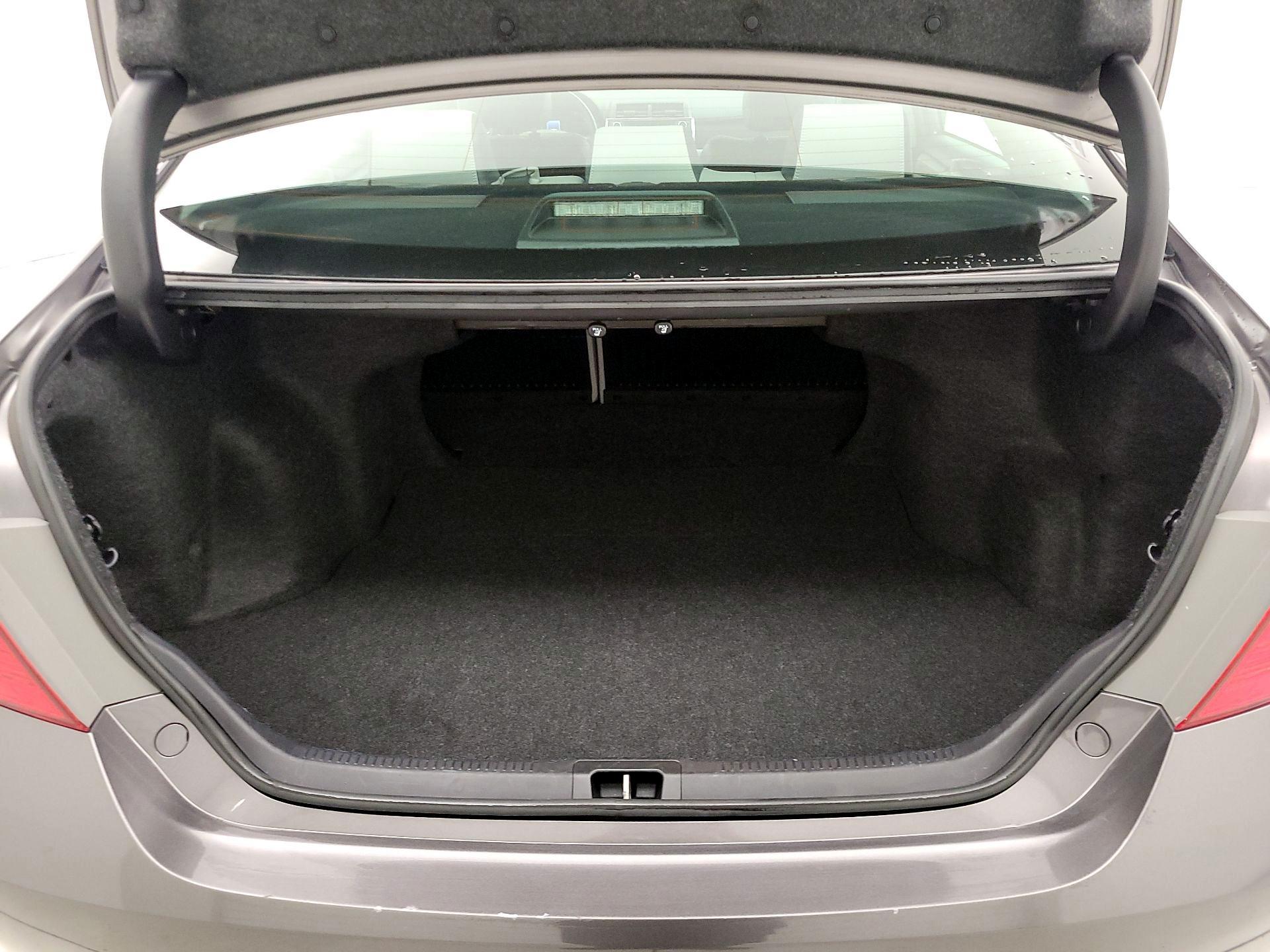 Thumbnail: 2017 Toyota Camry - 20