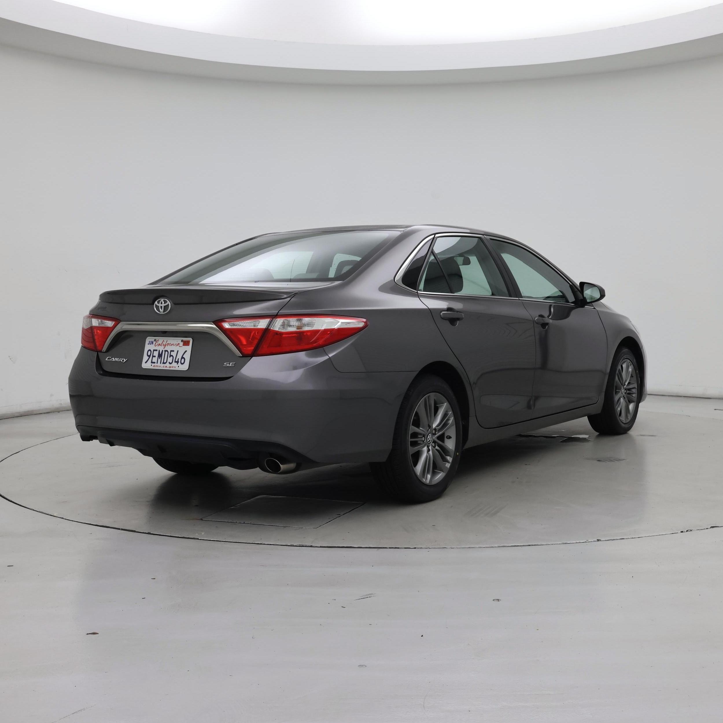 Thumbnail: 2017 Toyota Camry - 8