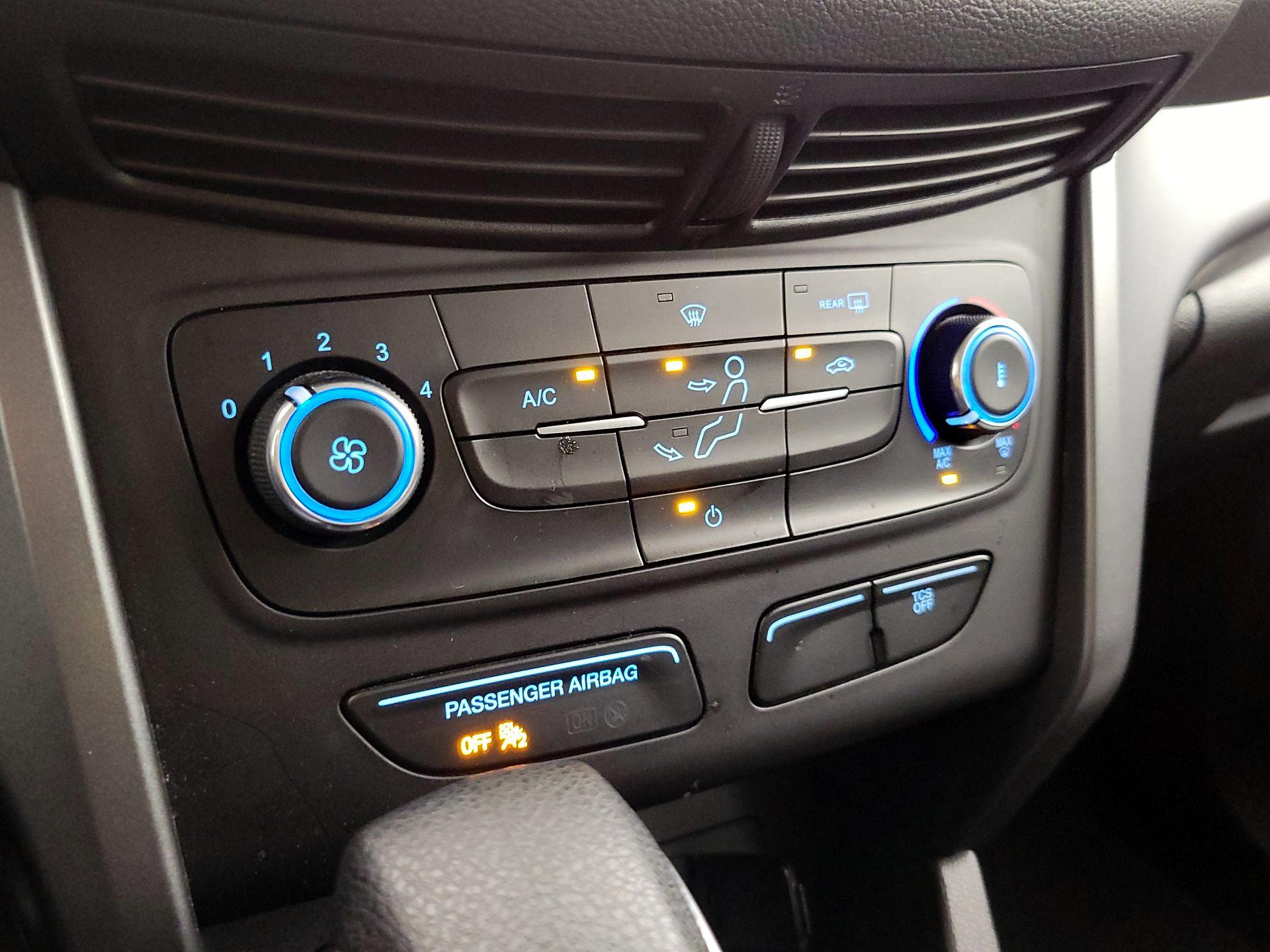 Thumbnail: 2019 Ford Escape - 16