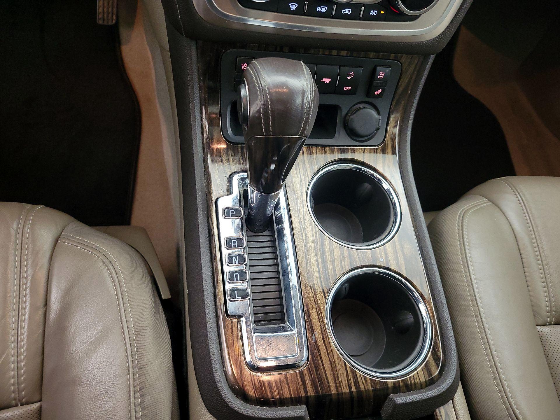 Thumbnail: 2014 GMC Acadia - 18