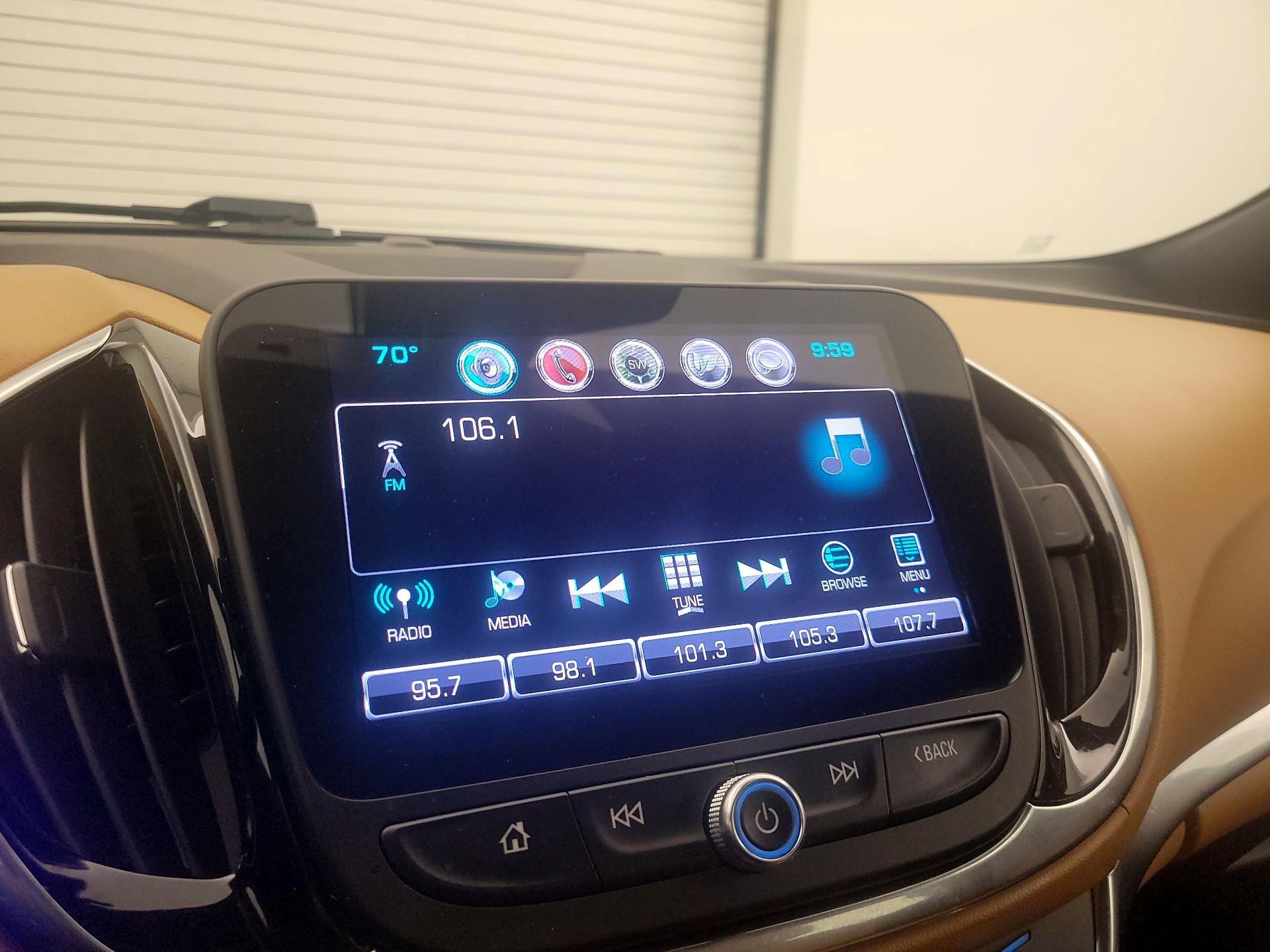 Thumbnail: 2017 Chevrolet Volt - 16