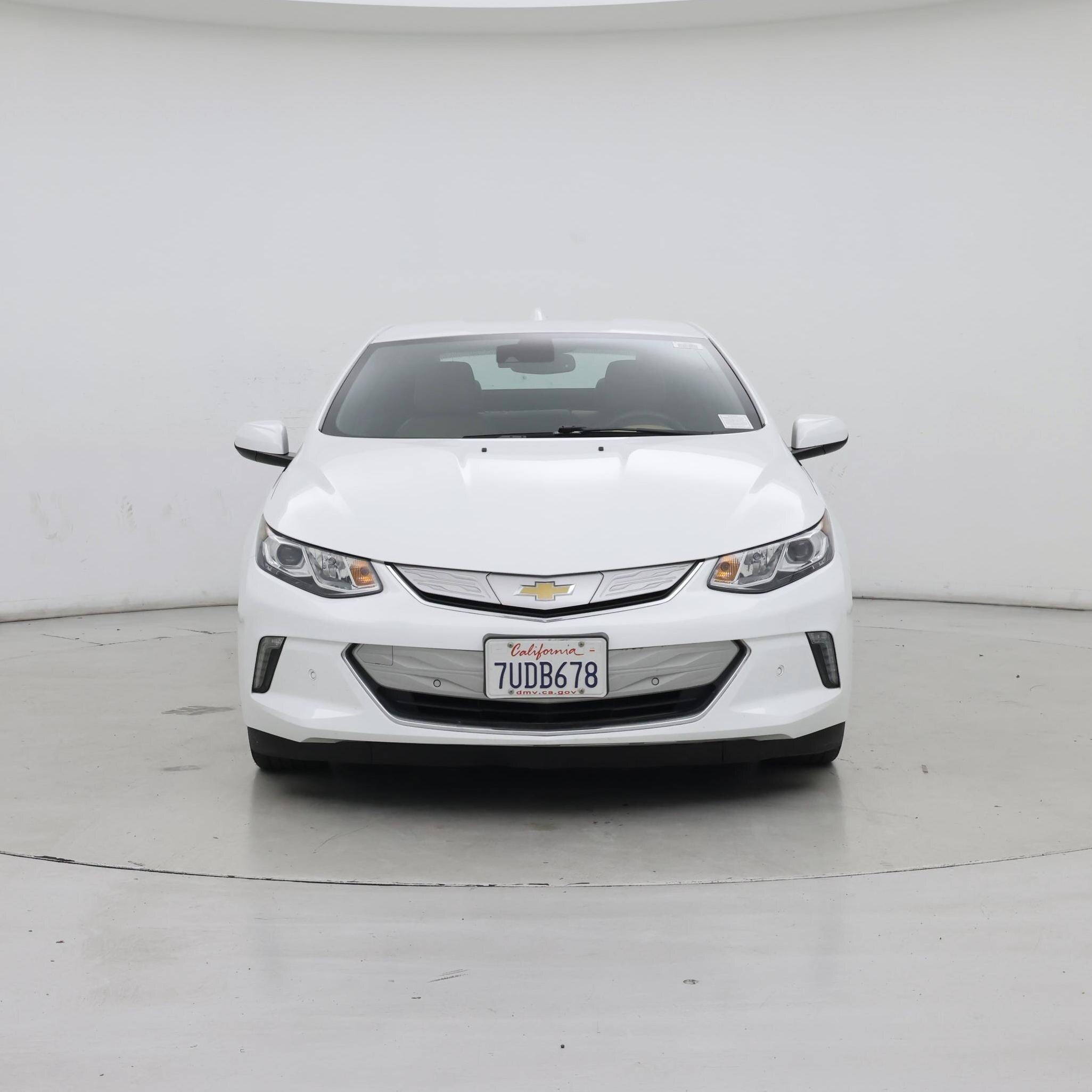 Thumbnail: 2017 Chevrolet Volt - 5