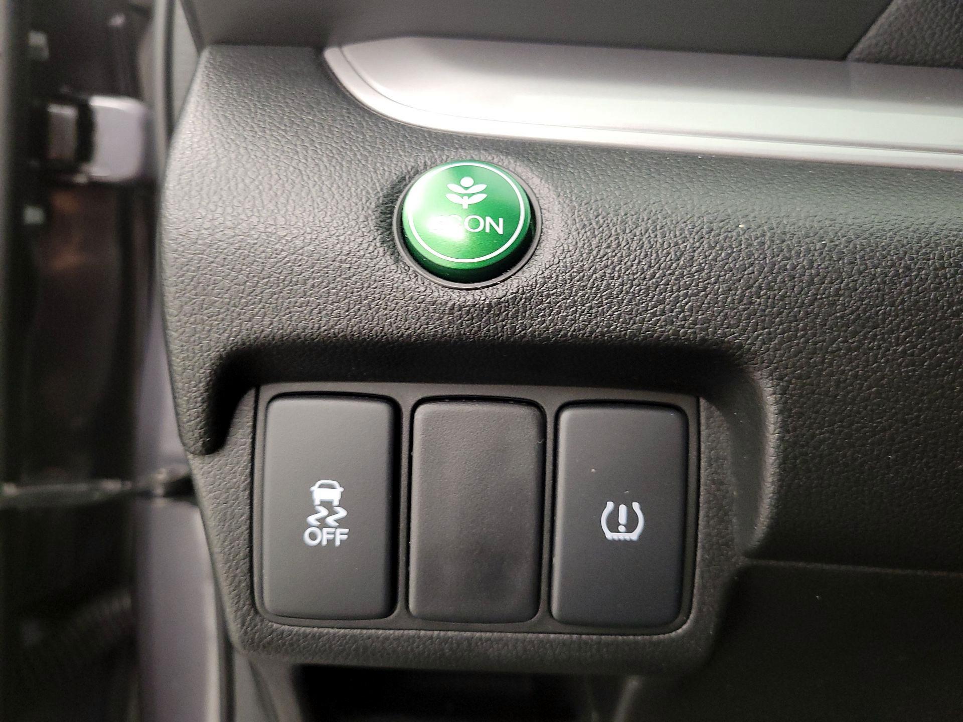 Thumbnail: 2015 Honda CR-V - 13