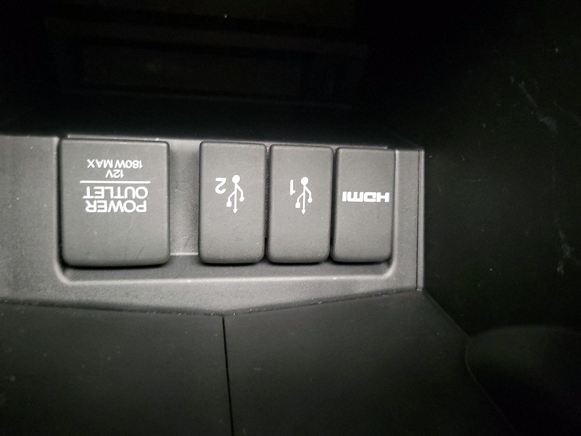 Thumbnail: 2015 Honda CR-V - 18