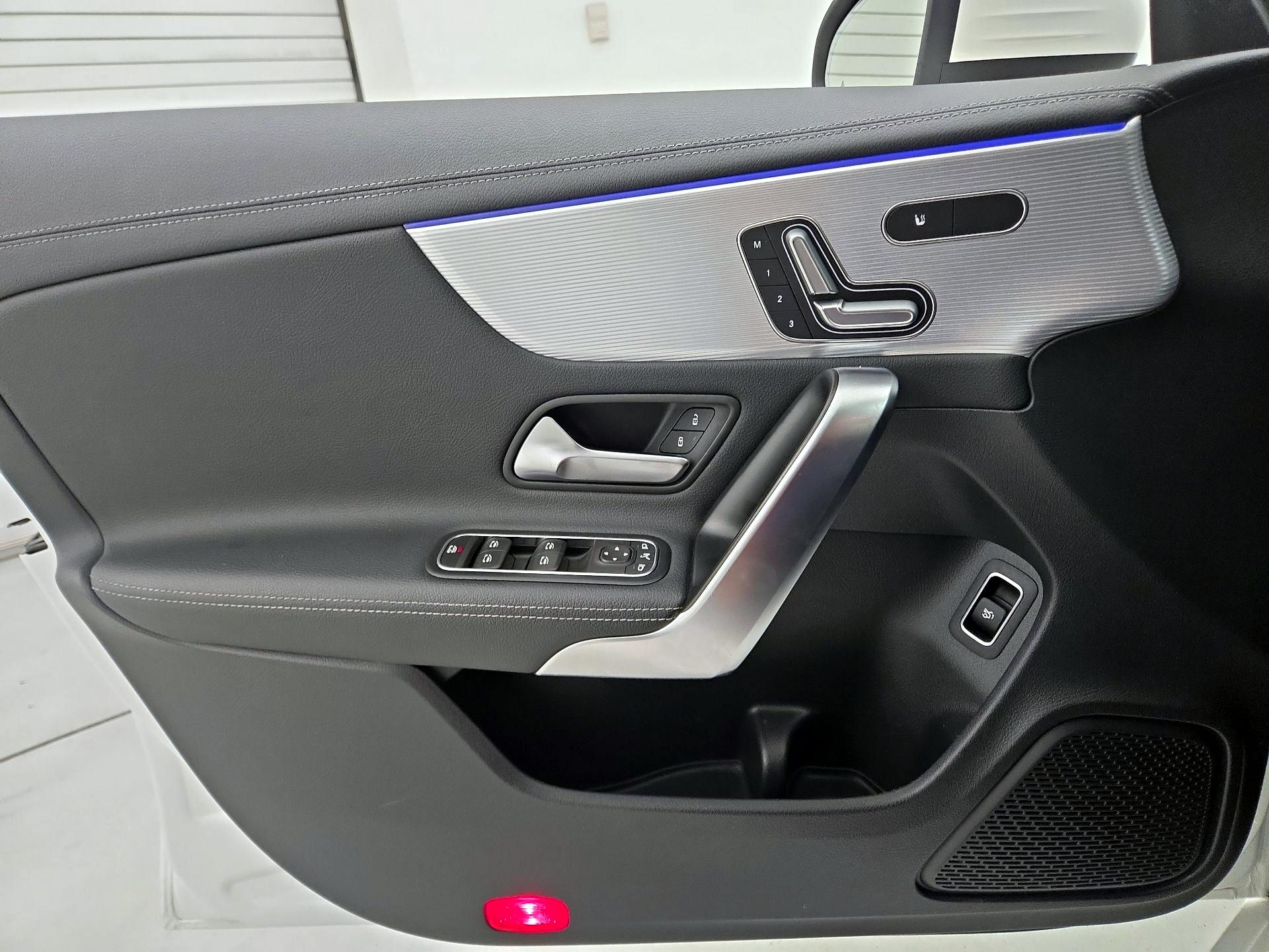 Thumbnail: 2020 Mercedes-Benz CLA - 12