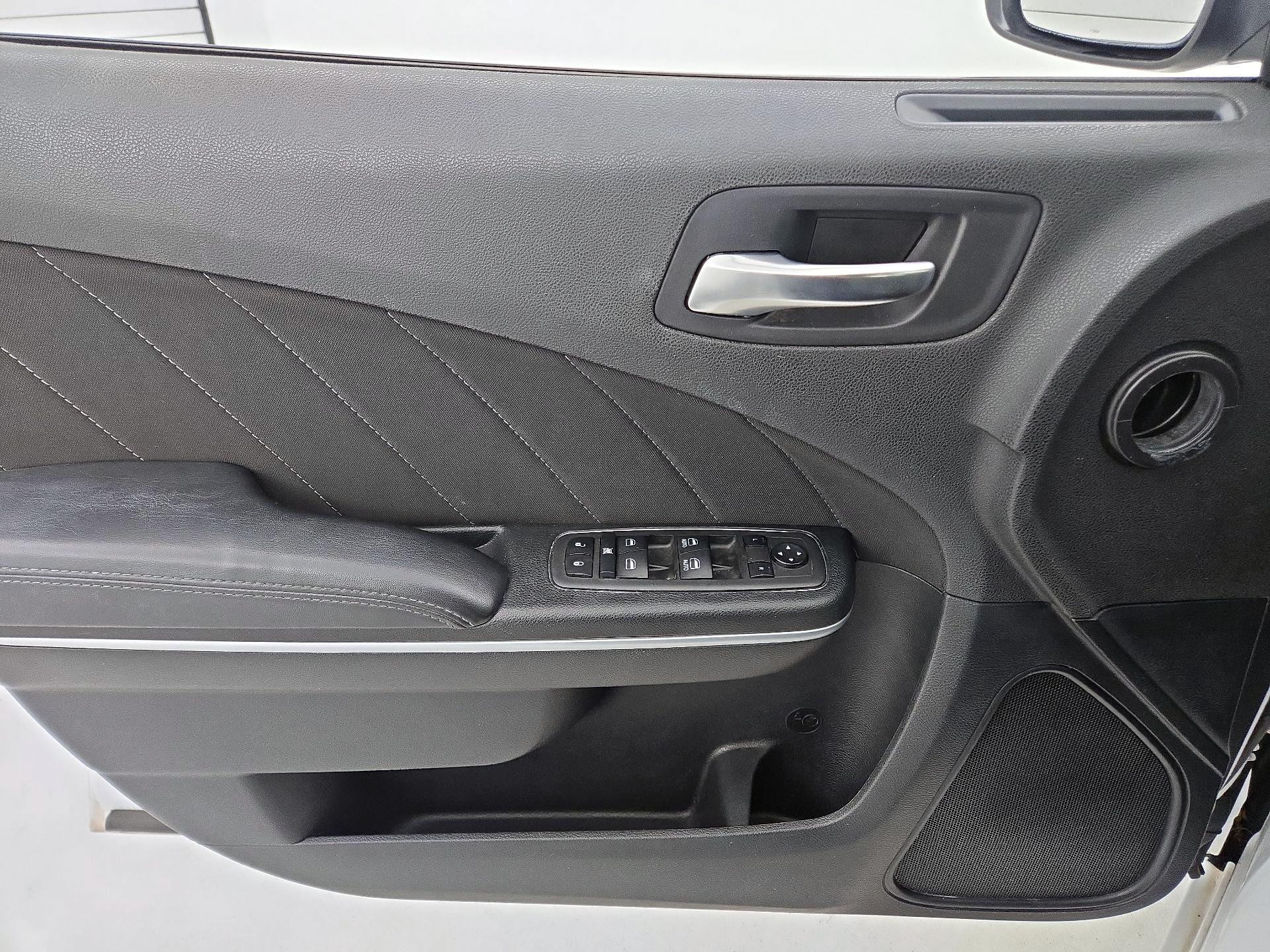 Thumbnail: 2022 Dodge Charger - 12