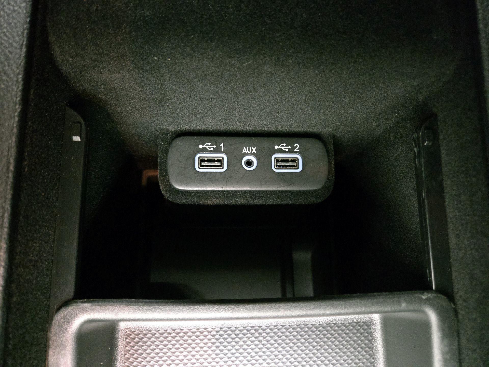 Thumbnail: 2022 Dodge Charger - 18