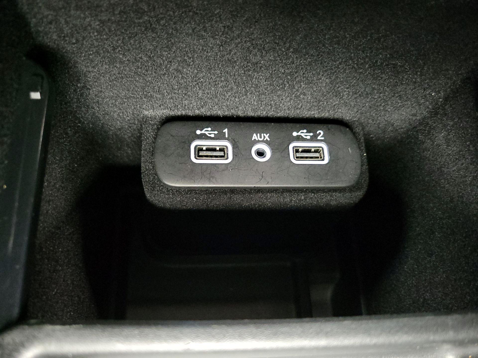 Thumbnail: 2023 Dodge Charger - 18