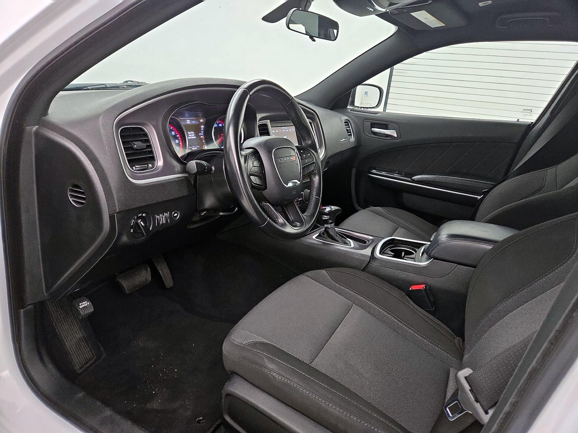 Thumbnail: 2022 Dodge Charger - 11