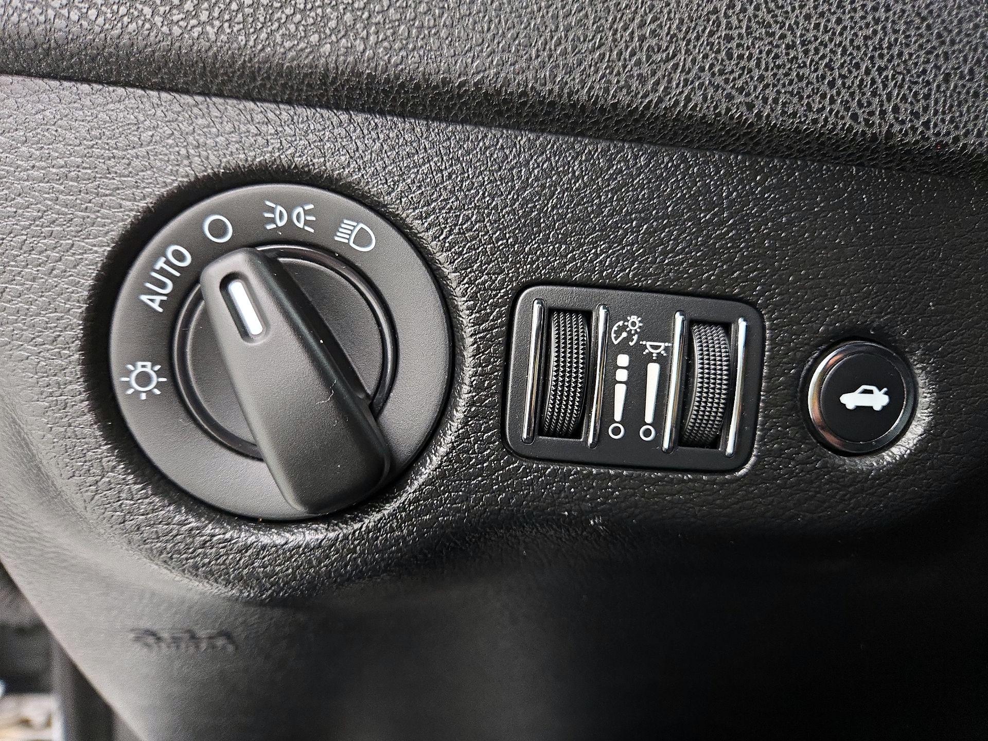 Thumbnail: 2022 Dodge Charger - 13