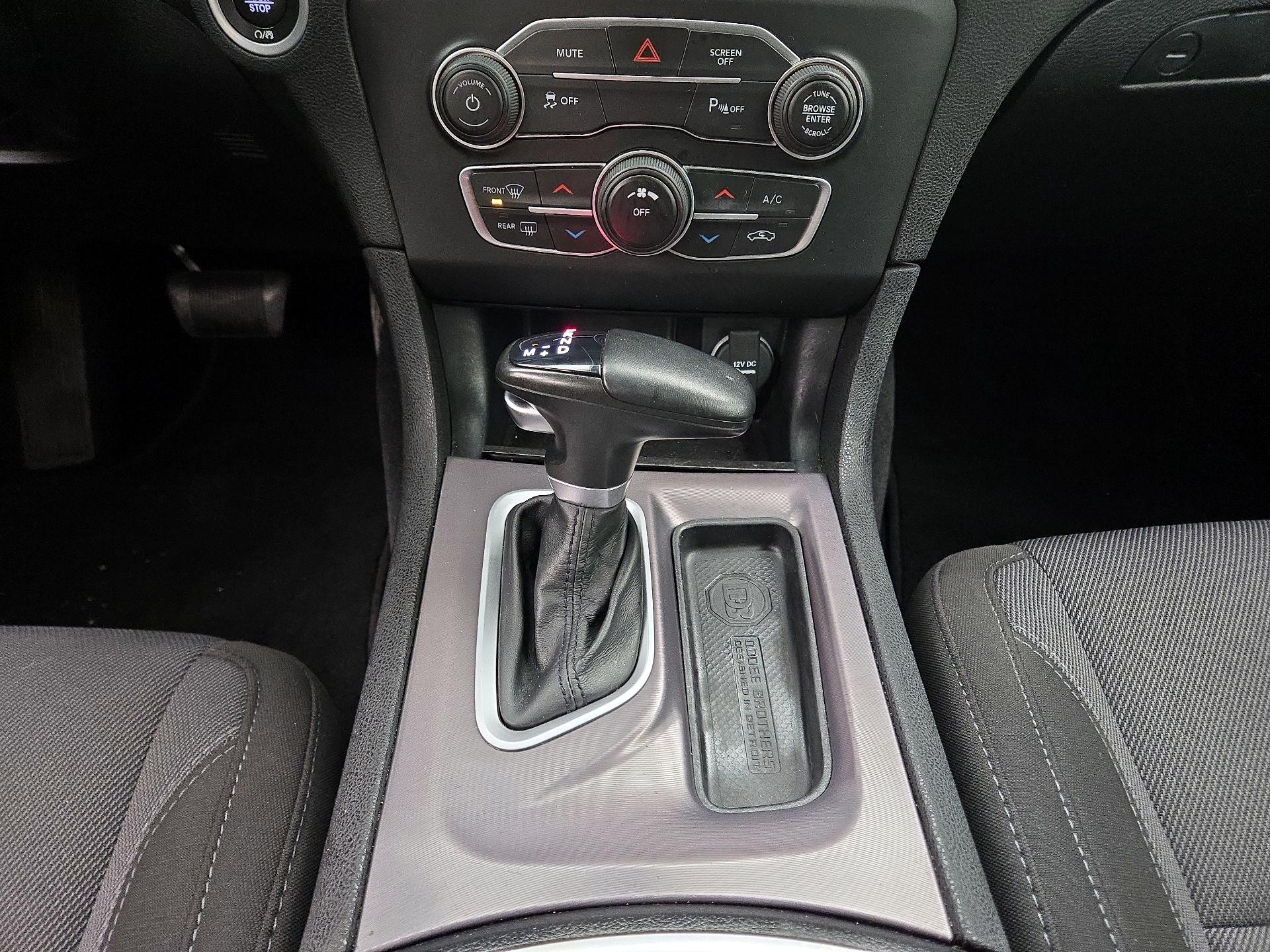 Thumbnail: 2022 Dodge Charger - 17