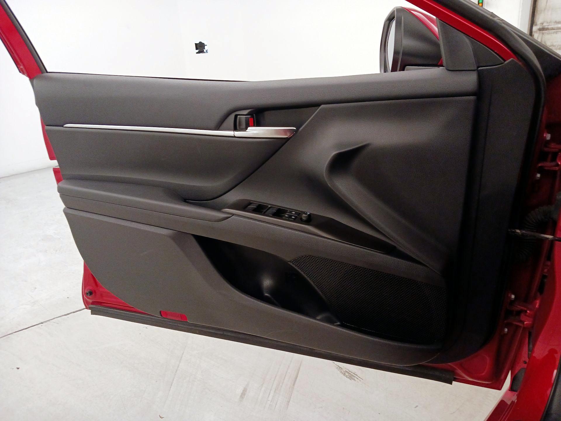 Thumbnail: 2024 Toyota Camry - 12