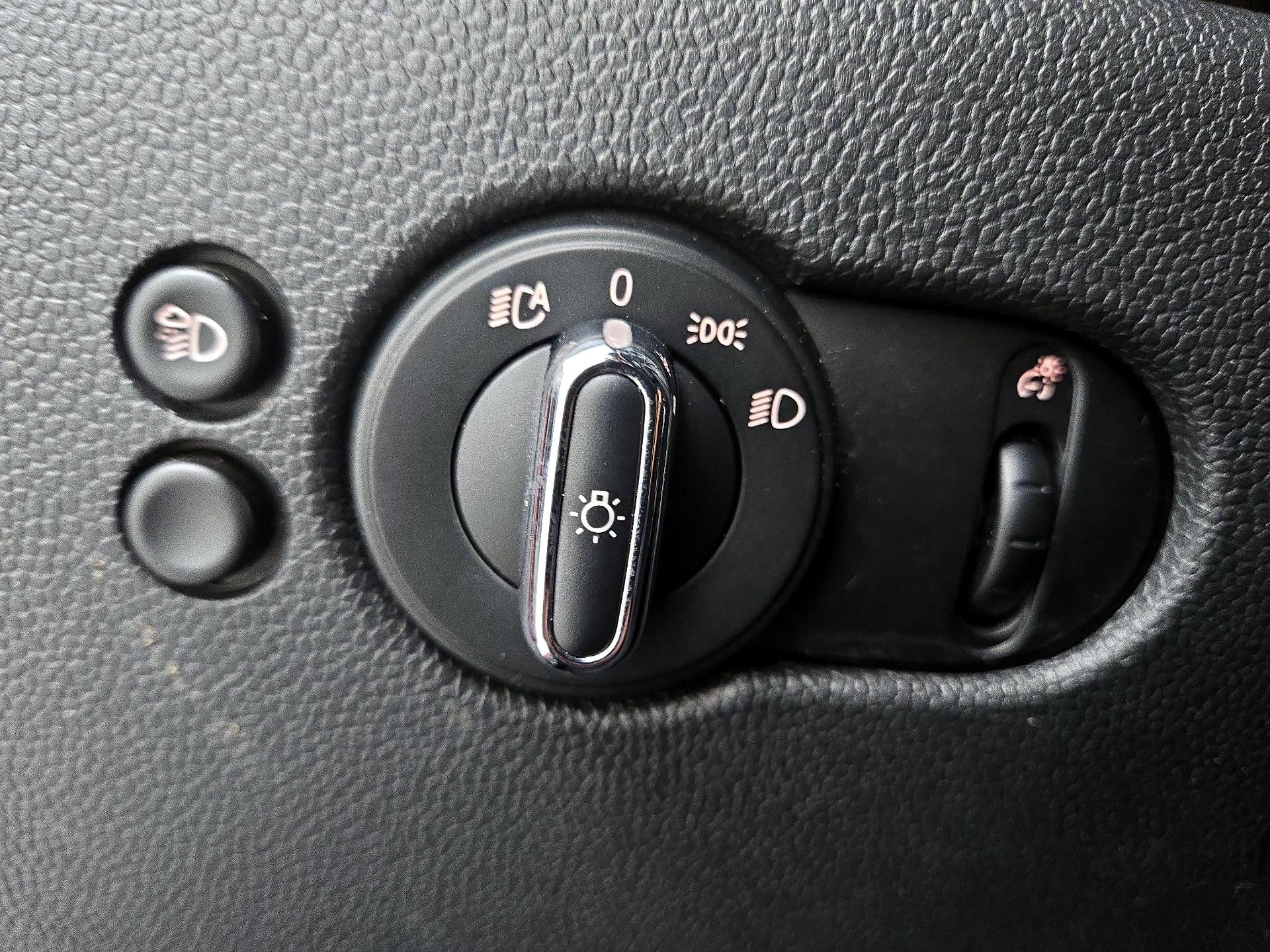 Thumbnail: 2024 MINI Cooper - 13