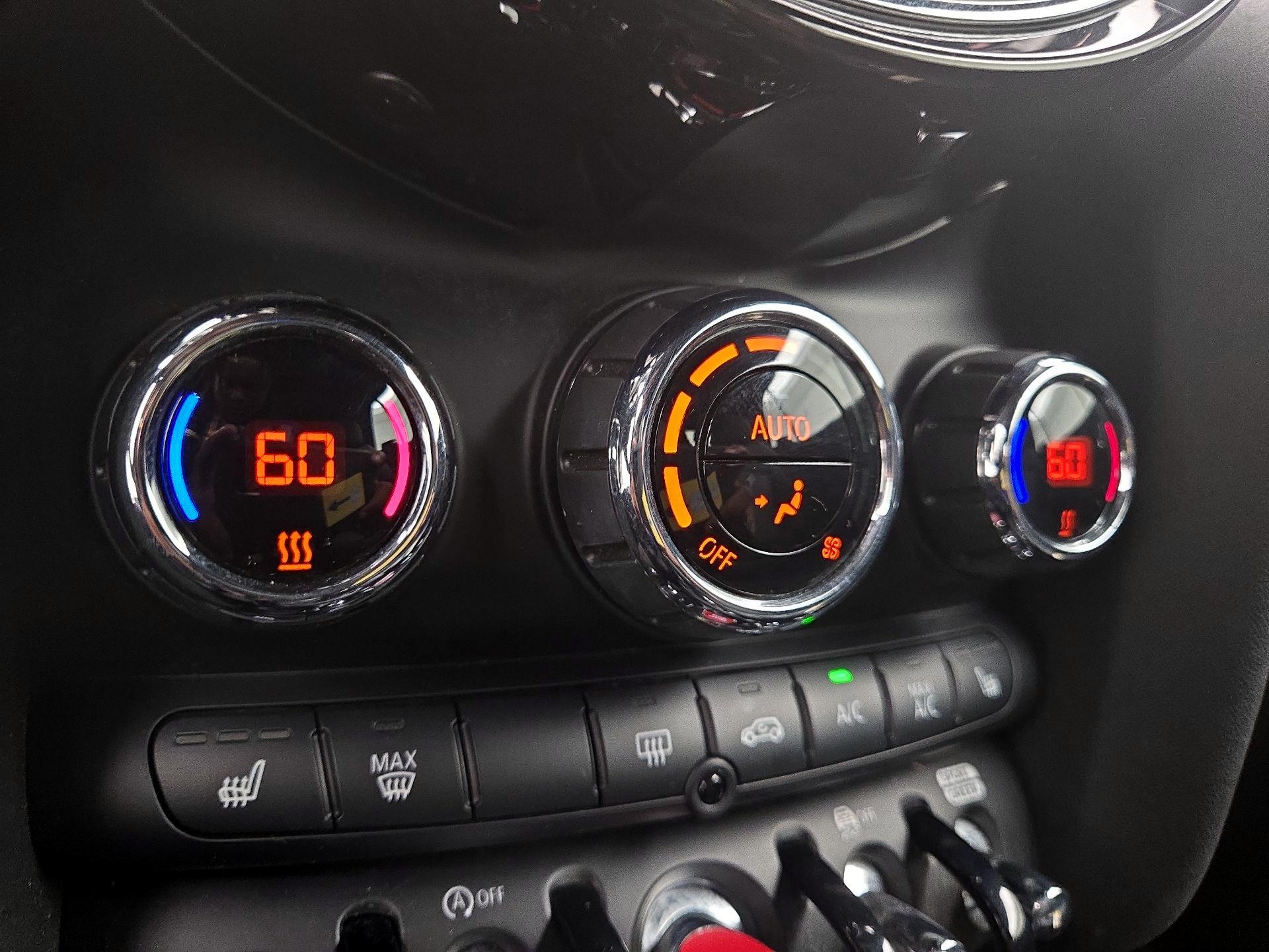 Thumbnail: 2024 MINI Cooper - 16