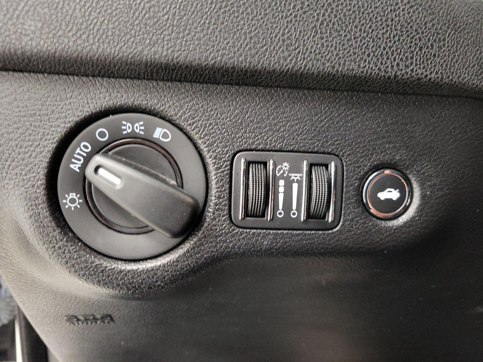 Thumbnail: 2022 Dodge Charger - 13