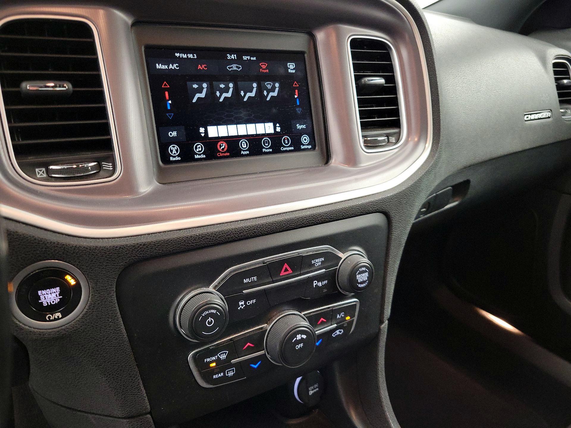 Thumbnail: 2022 Dodge Charger - 16