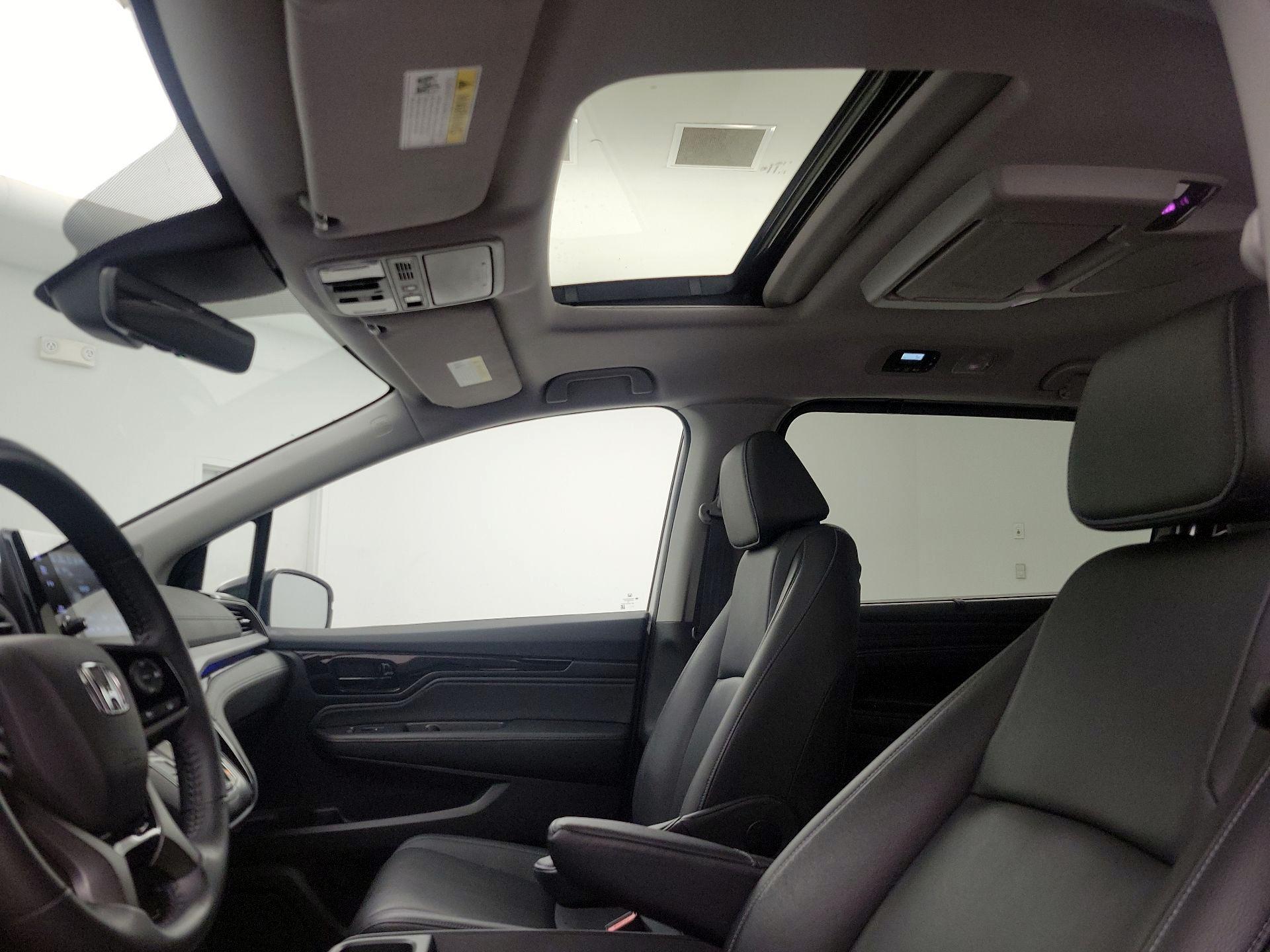 Thumbnail: 2023 Honda Odyssey - 19