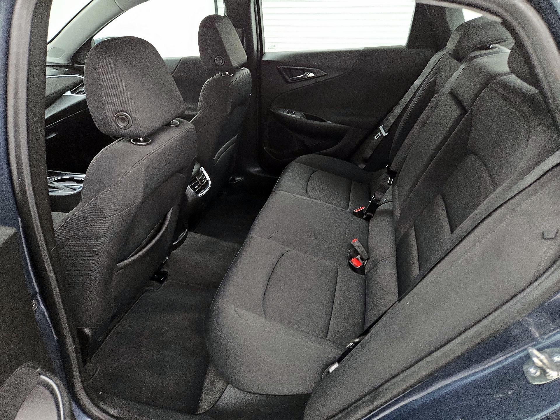 Thumbnail: 2020 Chevrolet Malibu - 18