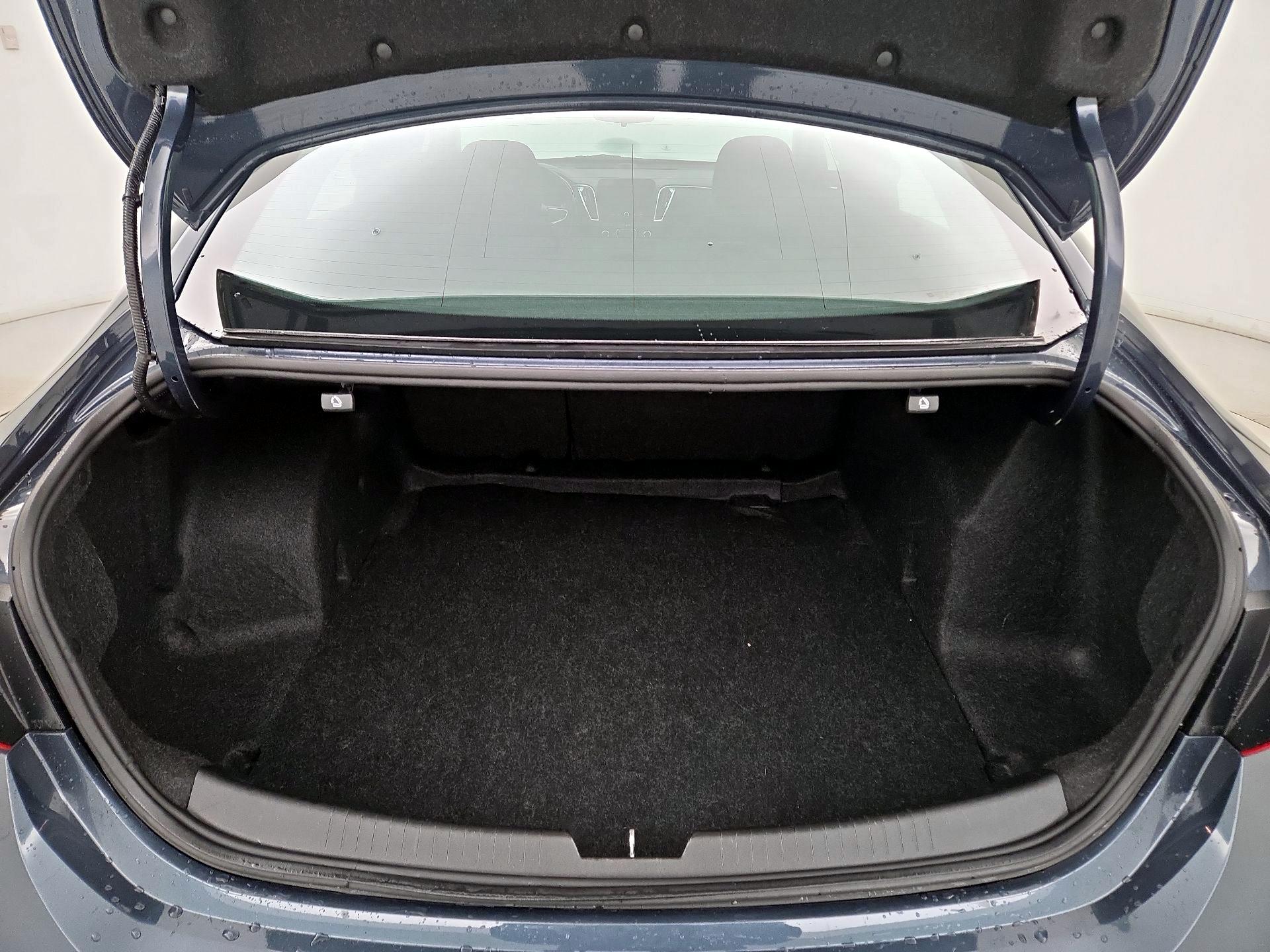 Thumbnail: 2020 Chevrolet Malibu - 19