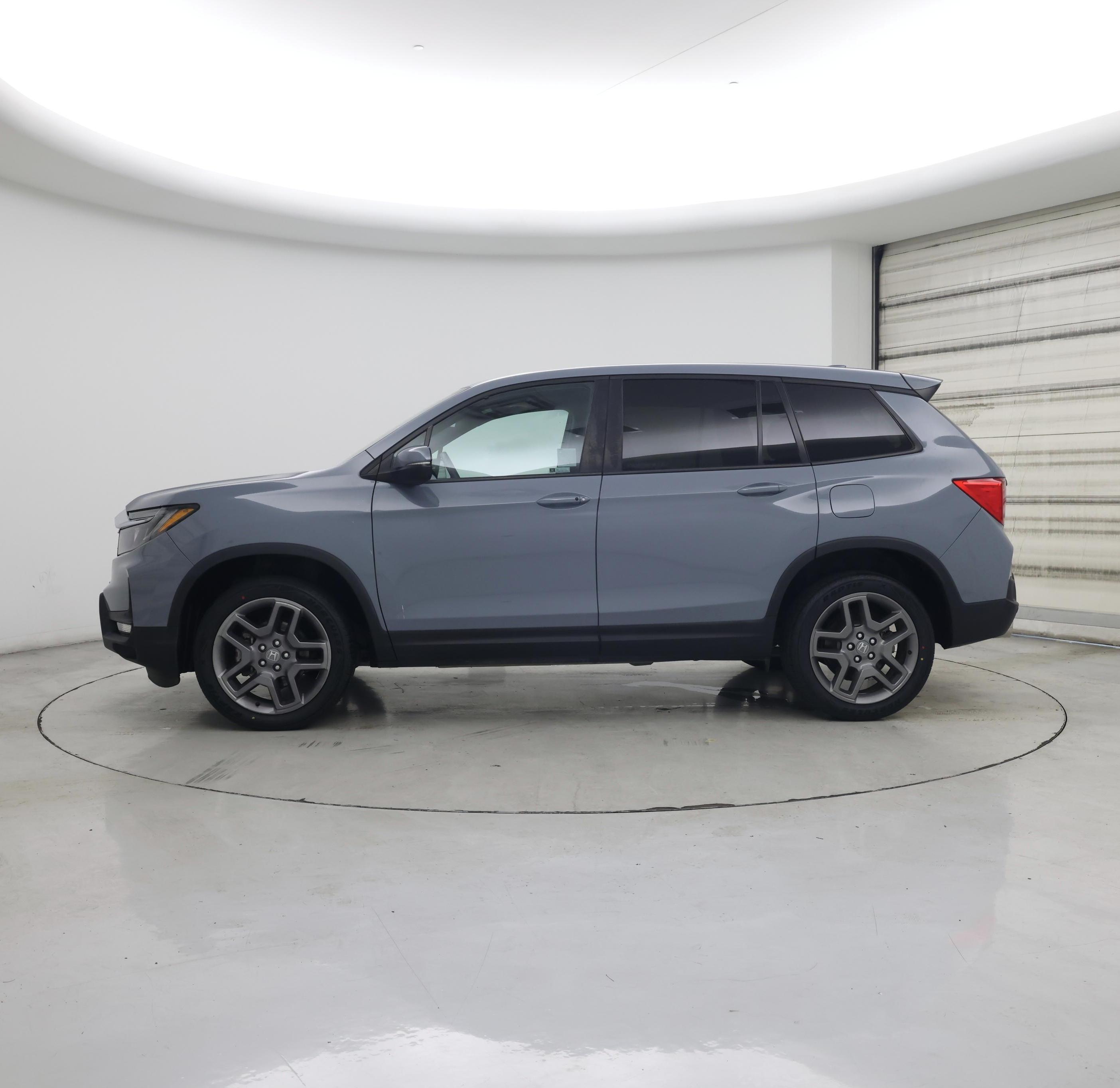 Thumbnail: 2023 Honda Passport - 3