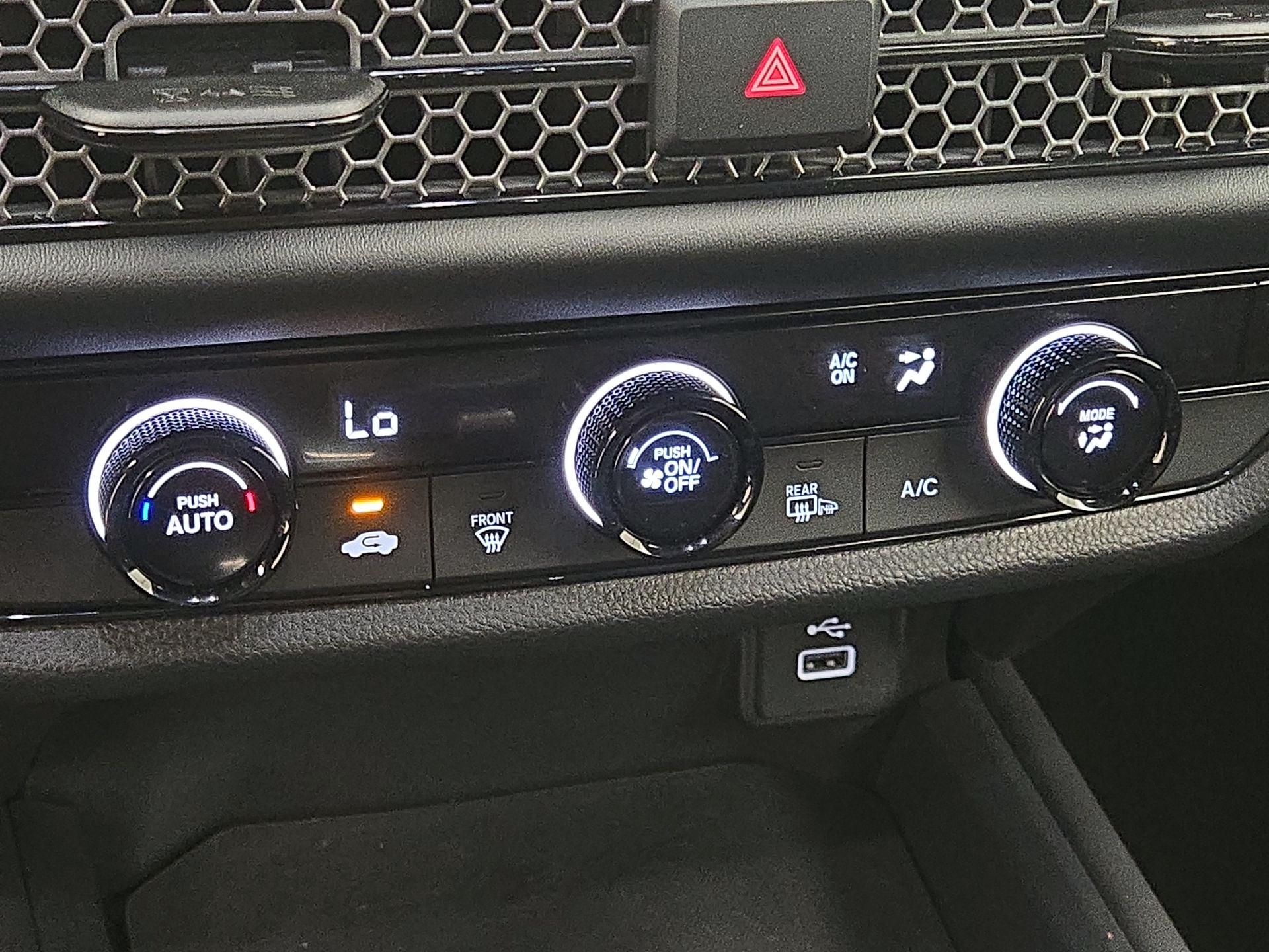 Thumbnail: 2024 Honda HR-V - 16