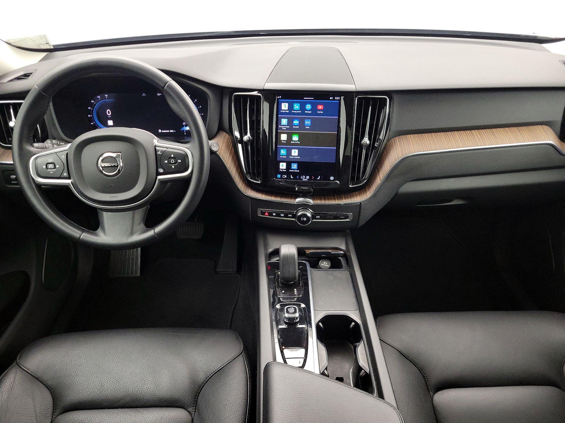 Thumbnail: 2022 Volvo XC60 - 9