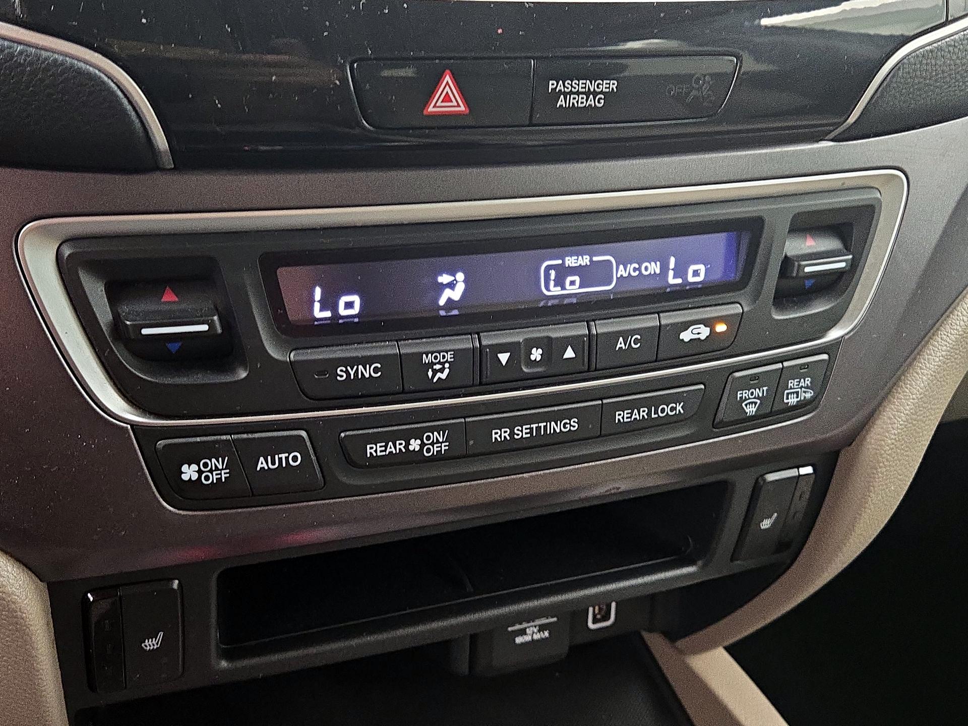 Thumbnail: 2021 Honda Pilot - 16