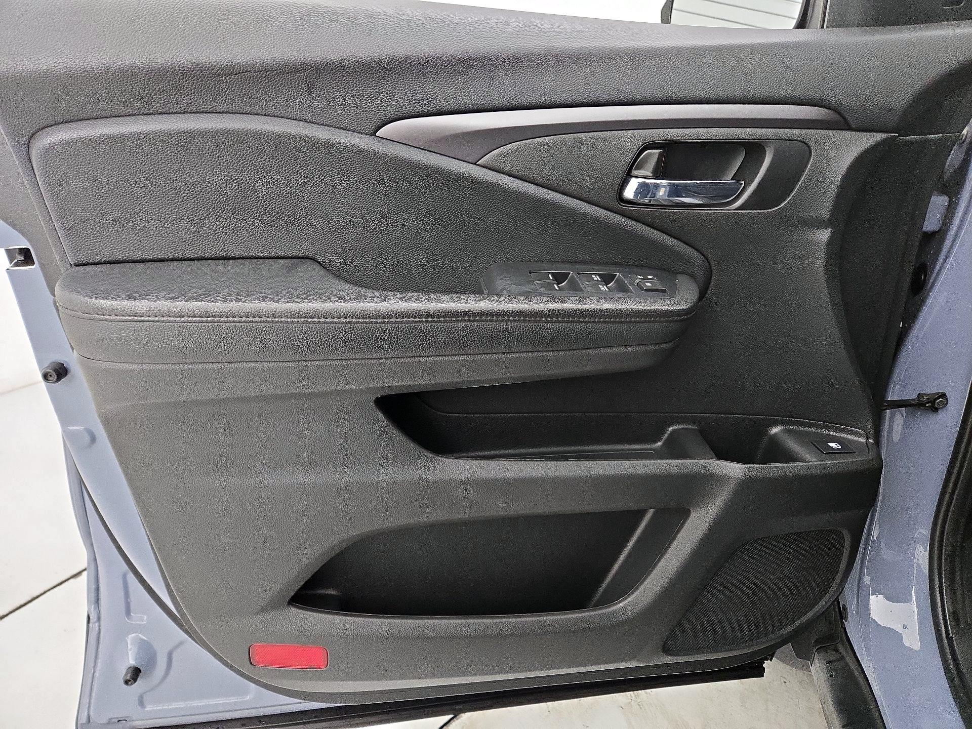 Thumbnail: 2022 Honda Pilot - 12