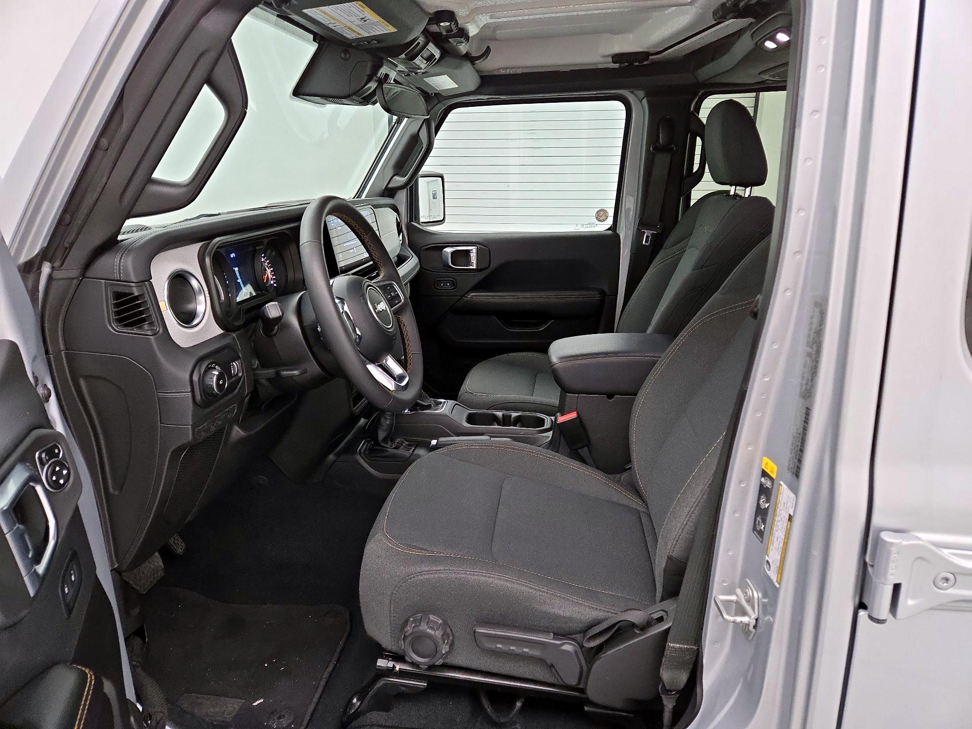 Thumbnail: 2024 Jeep Wrangler - 11