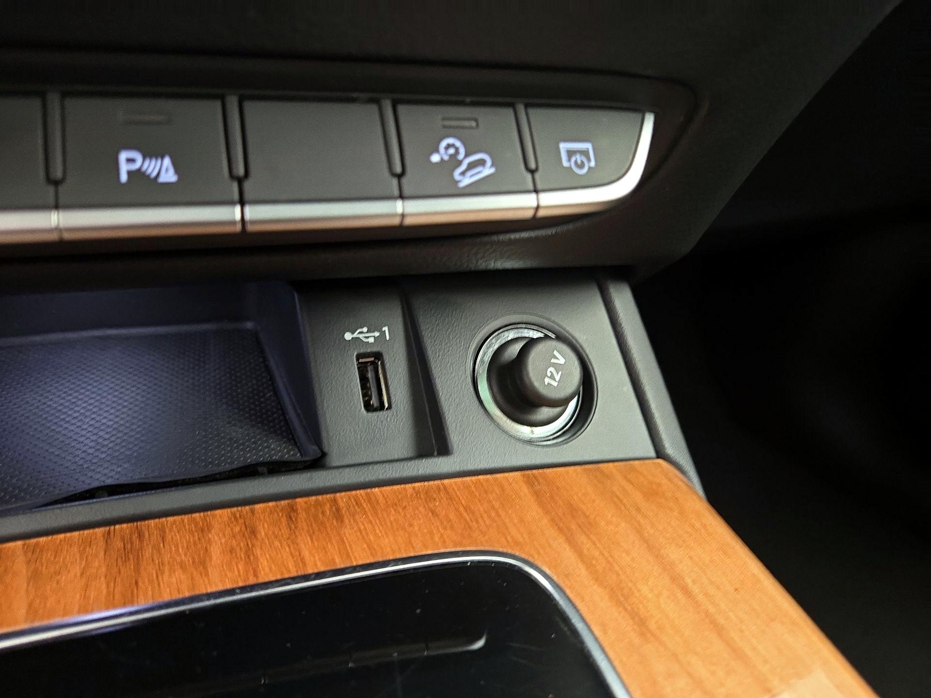 Thumbnail: 2023 Audi Q5 - 18