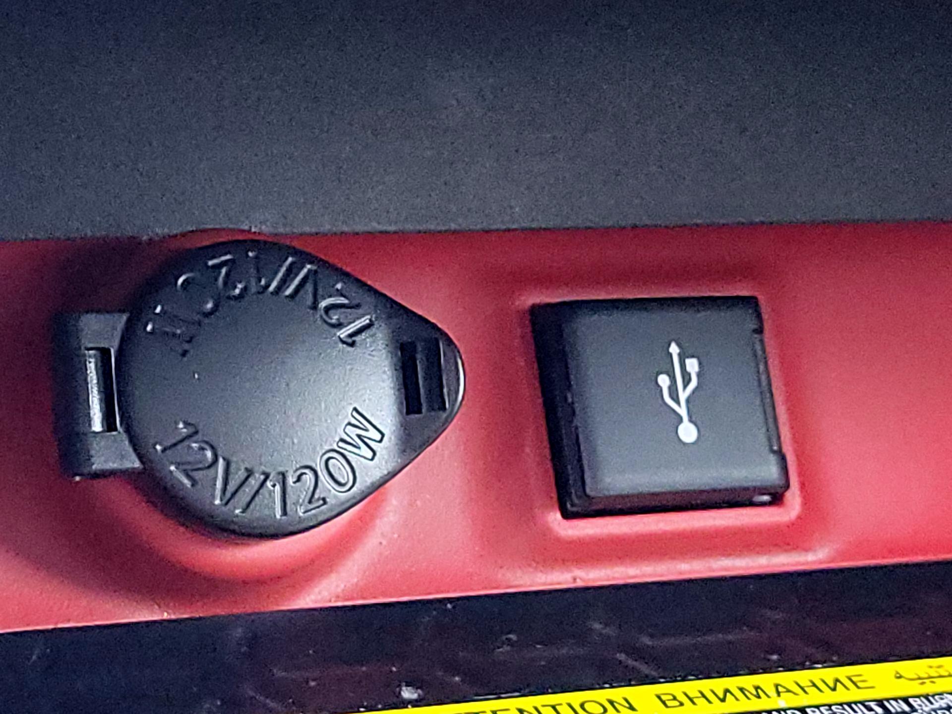 Thumbnail: 2020 Toyota RAV4 - 19