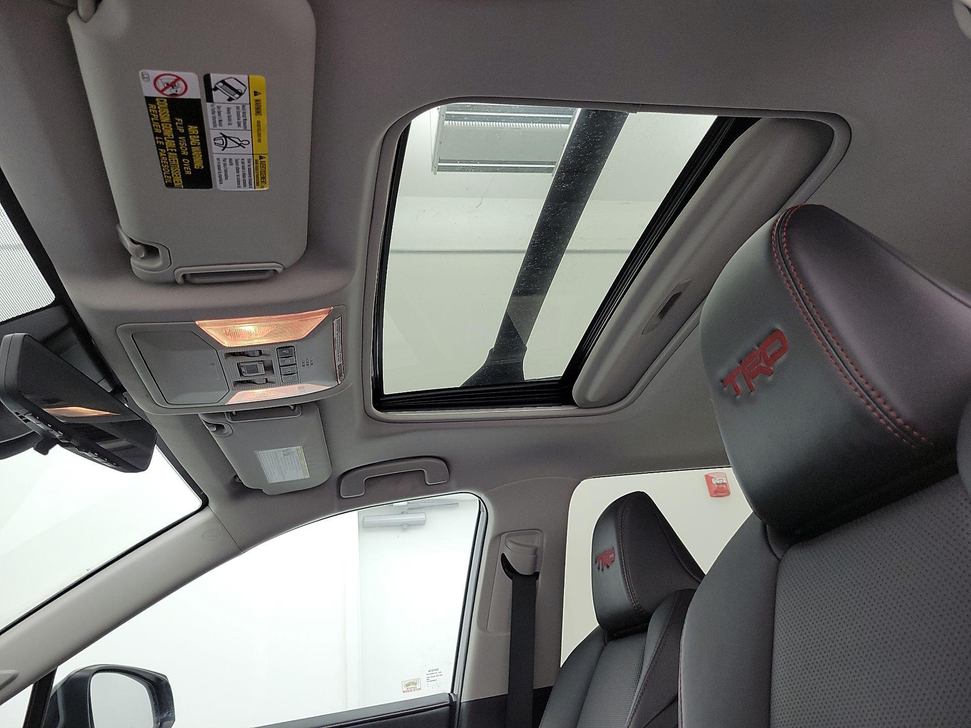 Thumbnail: 2020 Toyota RAV4 - 20