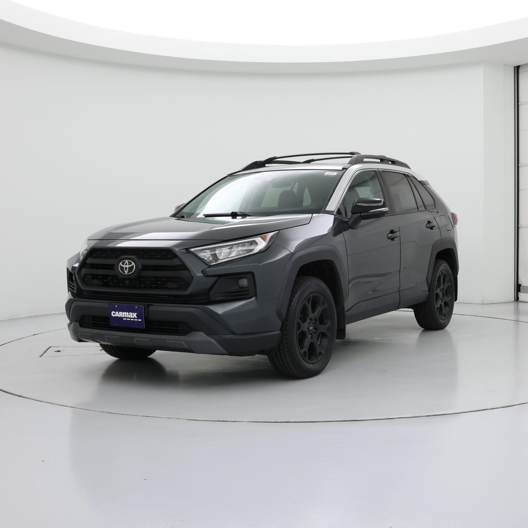 Thumbnail: 2020 Toyota RAV4 - 4
