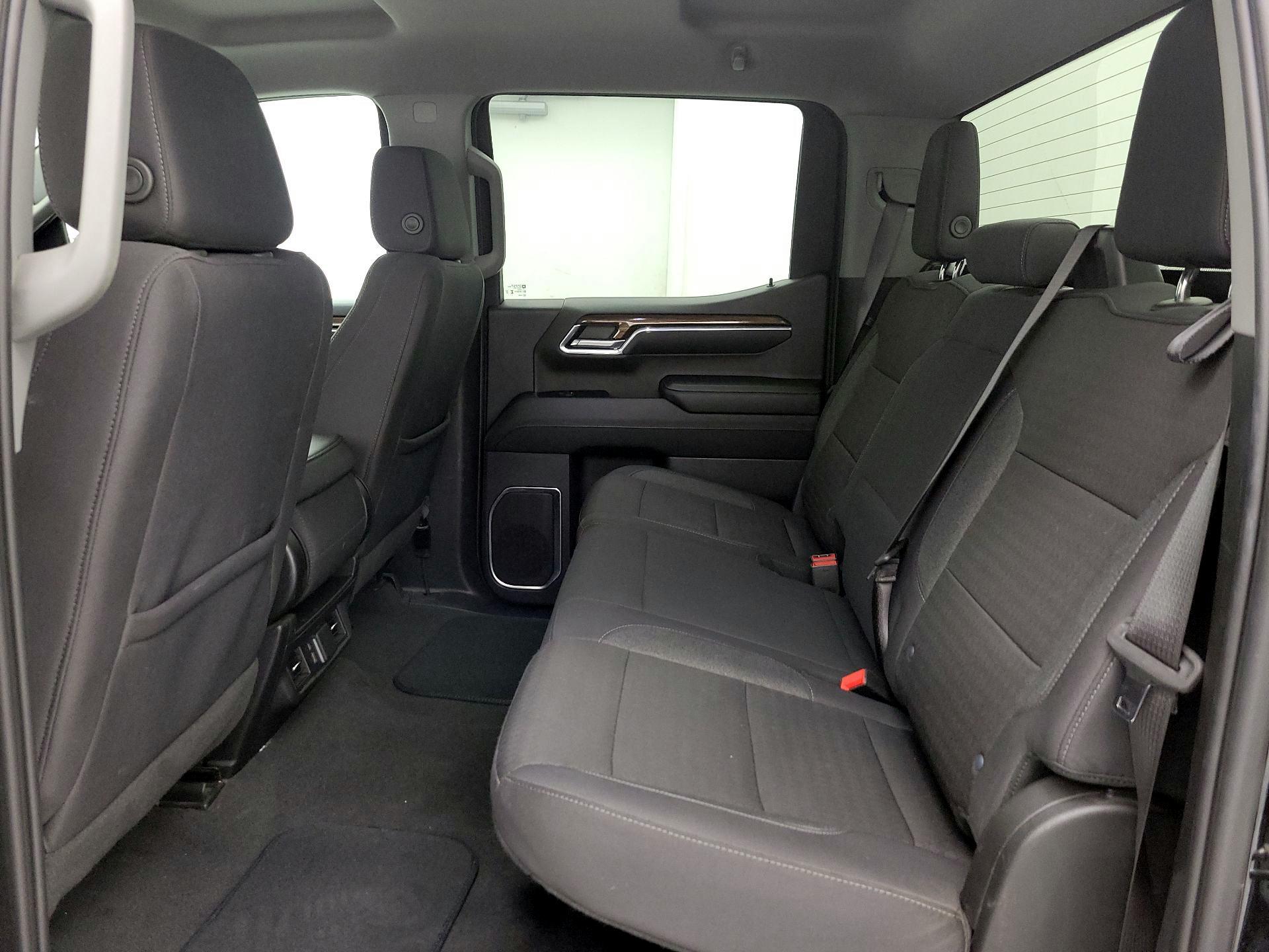 Thumbnail: 2024 Chevrolet Silverado 1500 - 19