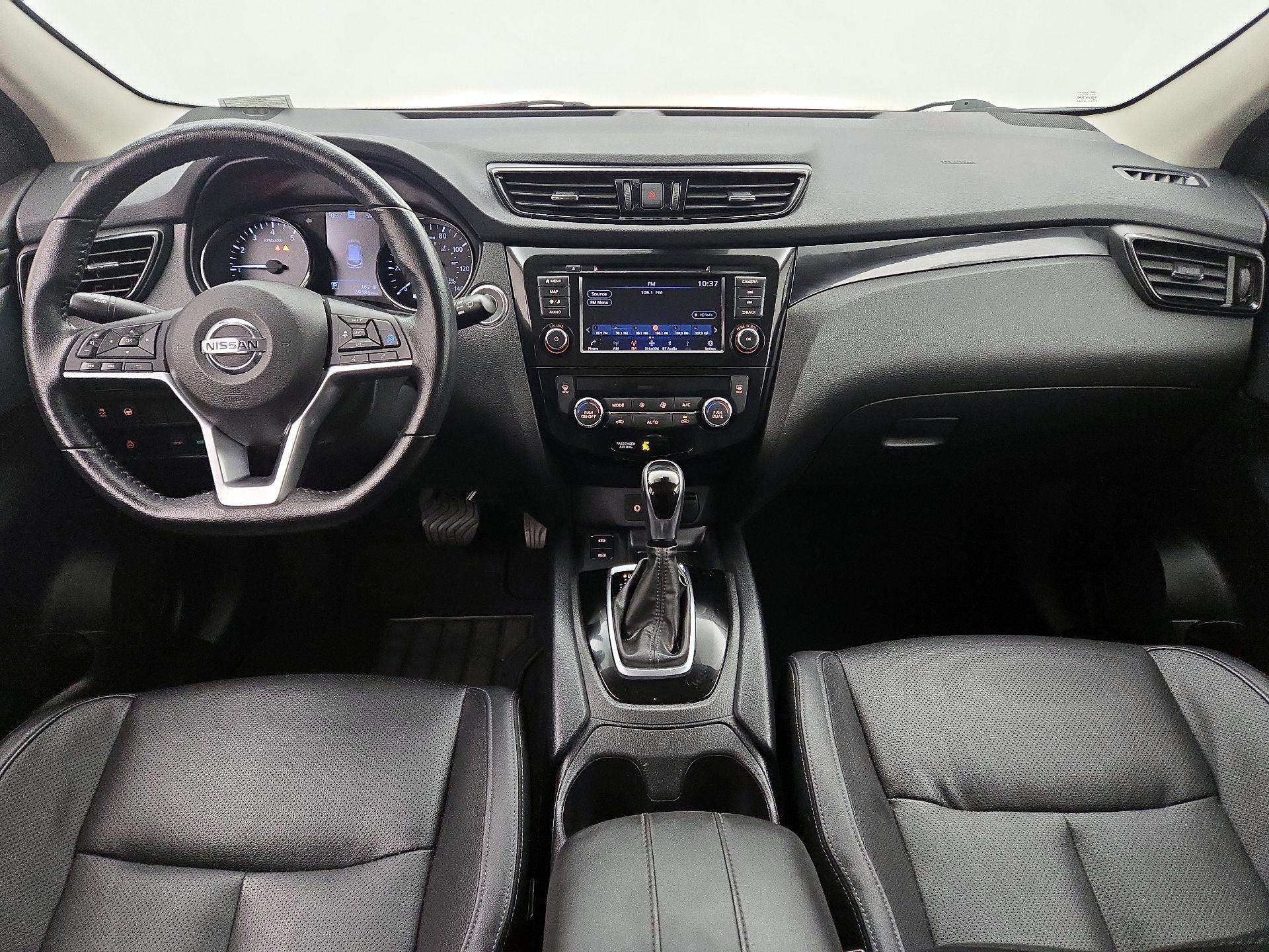 Thumbnail: 2022 Nissan Rogue Sport - 9