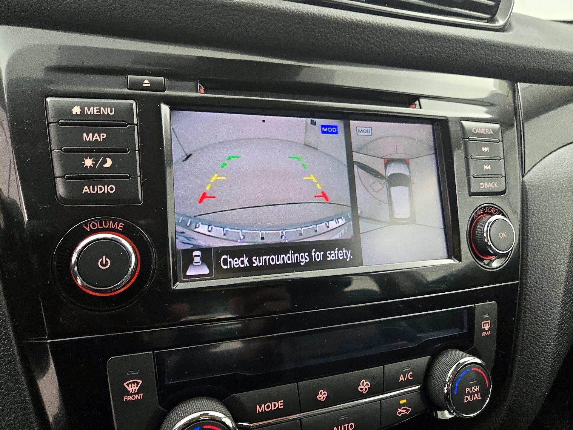 Thumbnail: 2022 Nissan Rogue Sport - 14