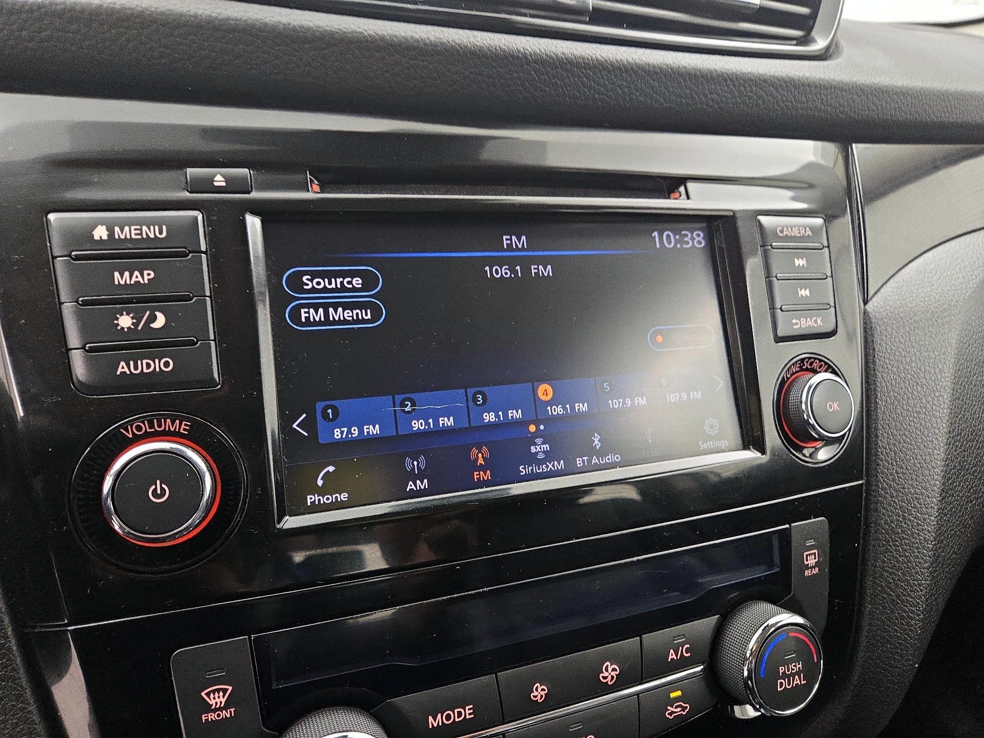 Thumbnail: 2022 Nissan Rogue Sport - 15