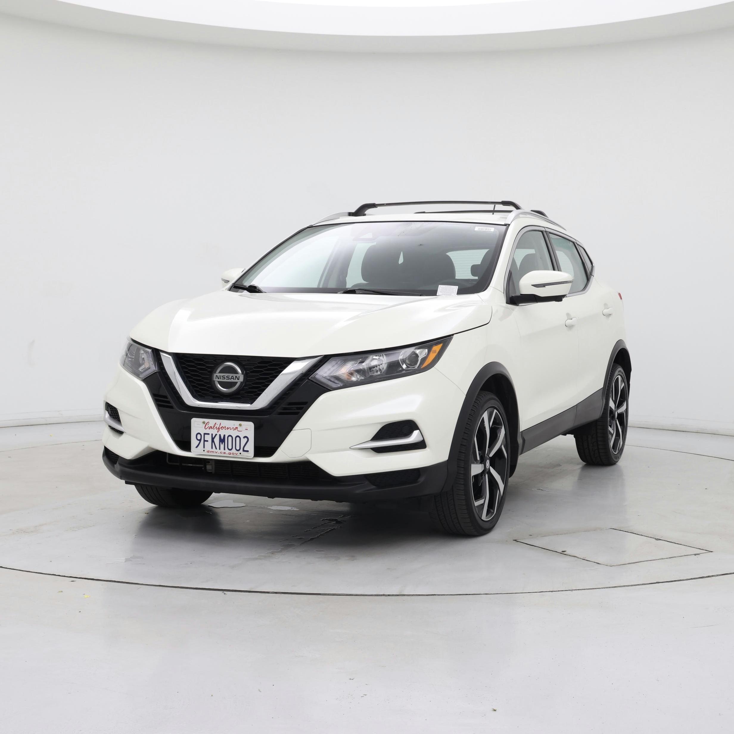 Thumbnail: 2022 Nissan Rogue Sport - 4