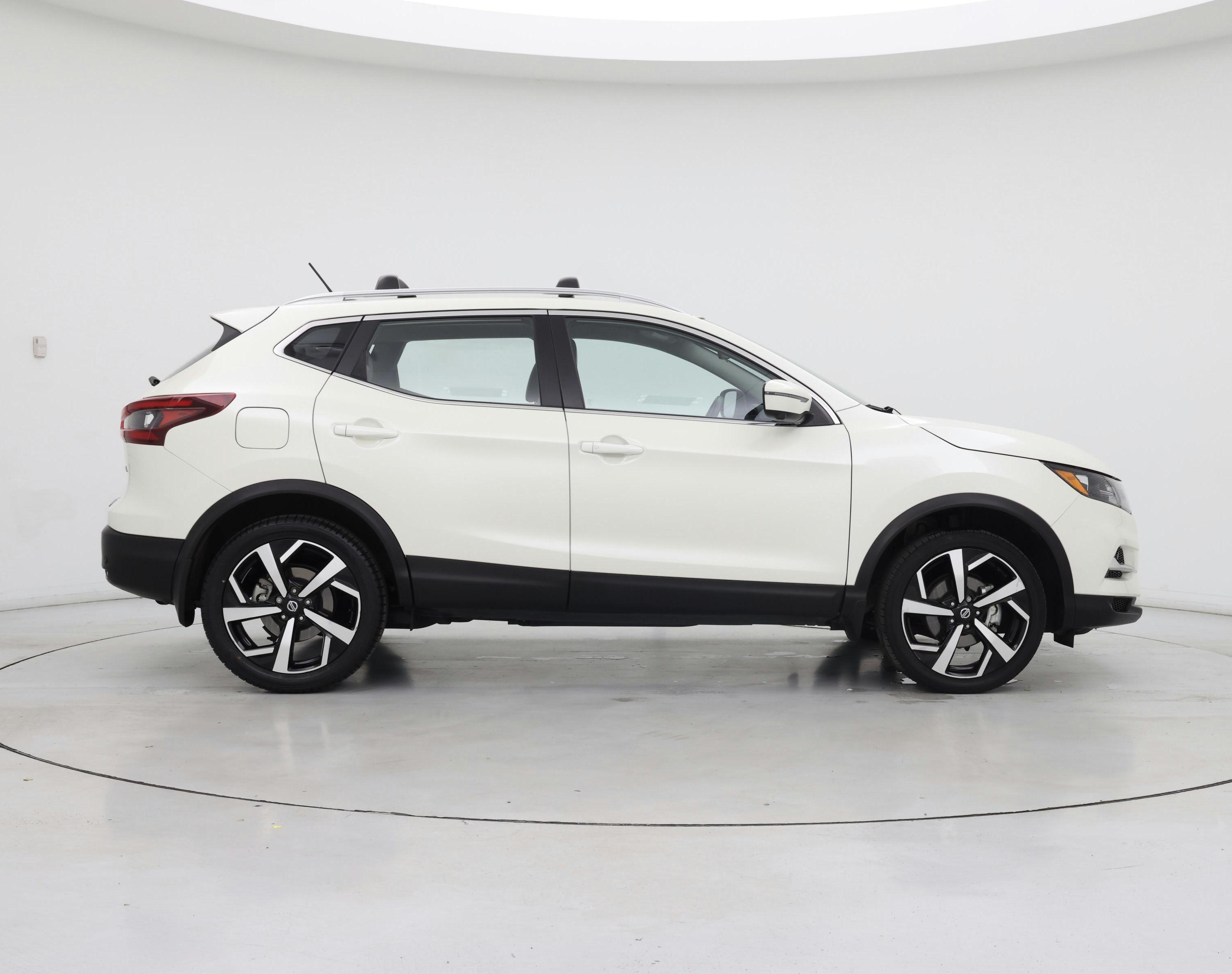 Thumbnail: 2022 Nissan Rogue Sport - 7