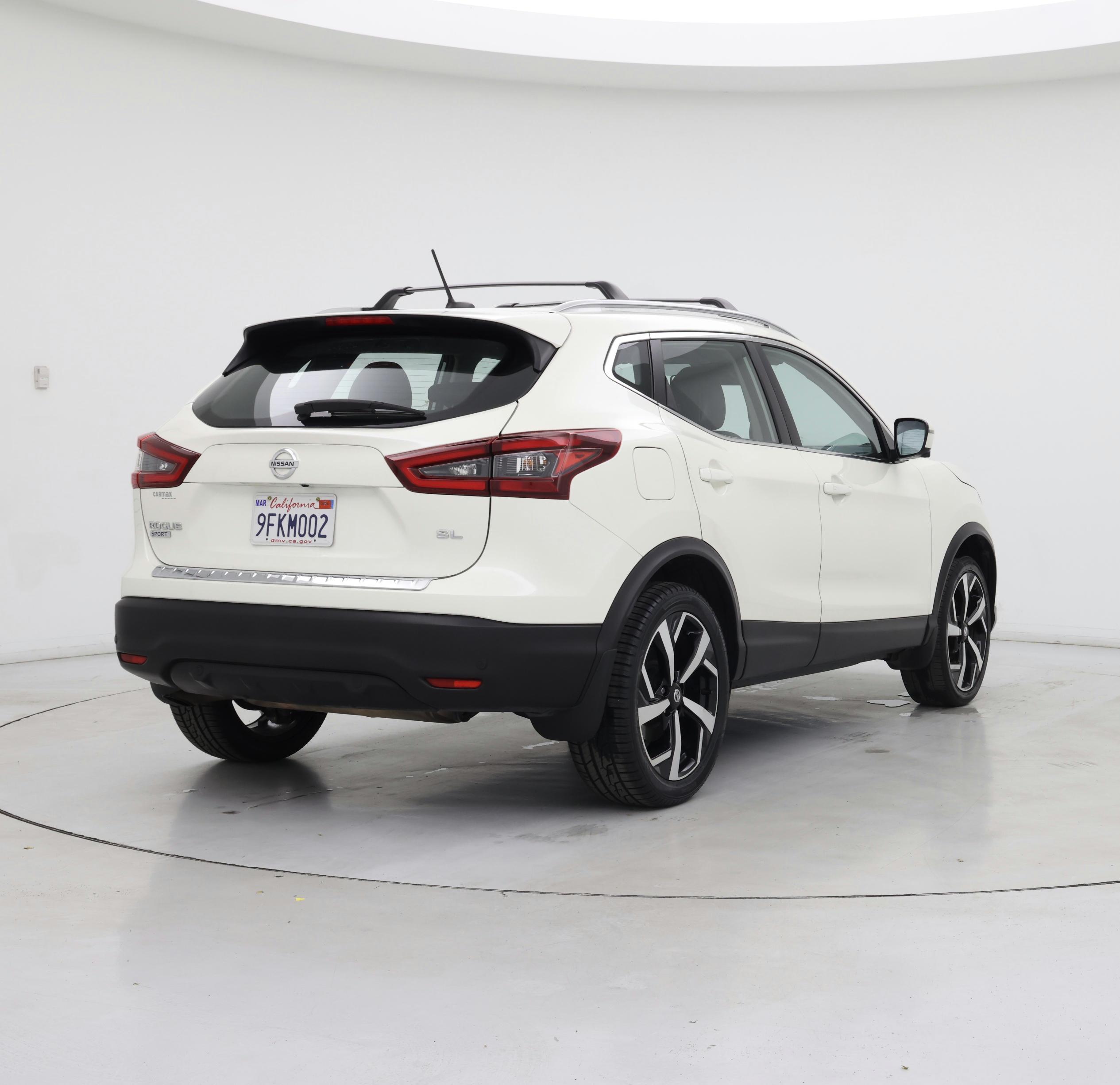 Thumbnail: 2022 Nissan Rogue Sport - 8
