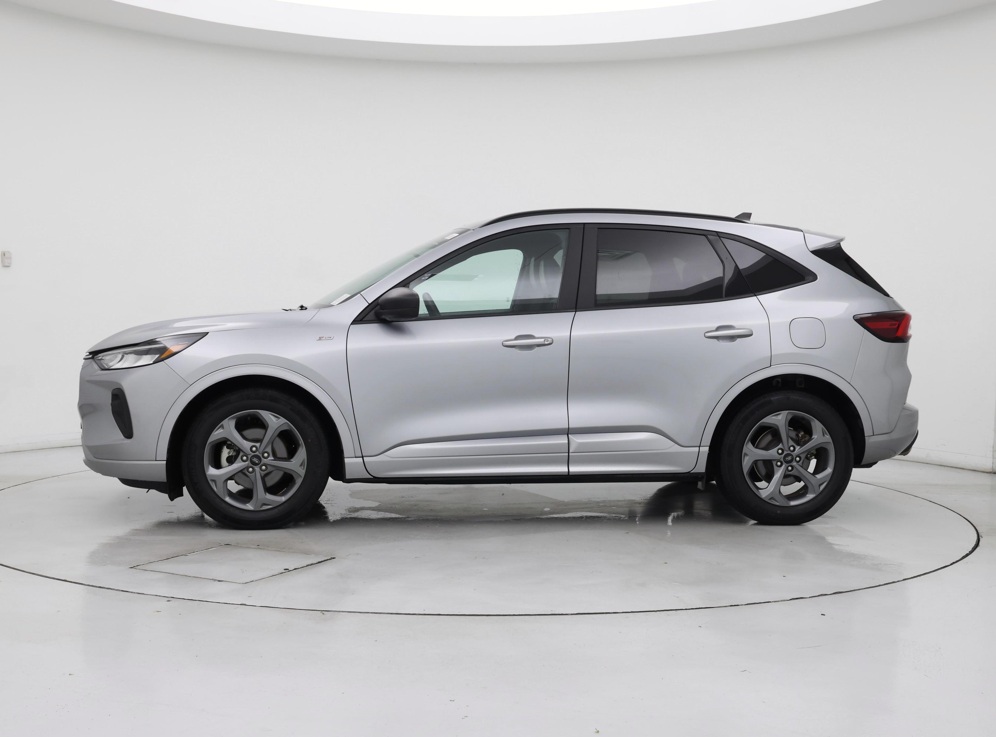 Thumbnail: 2023 Ford Escape - 3