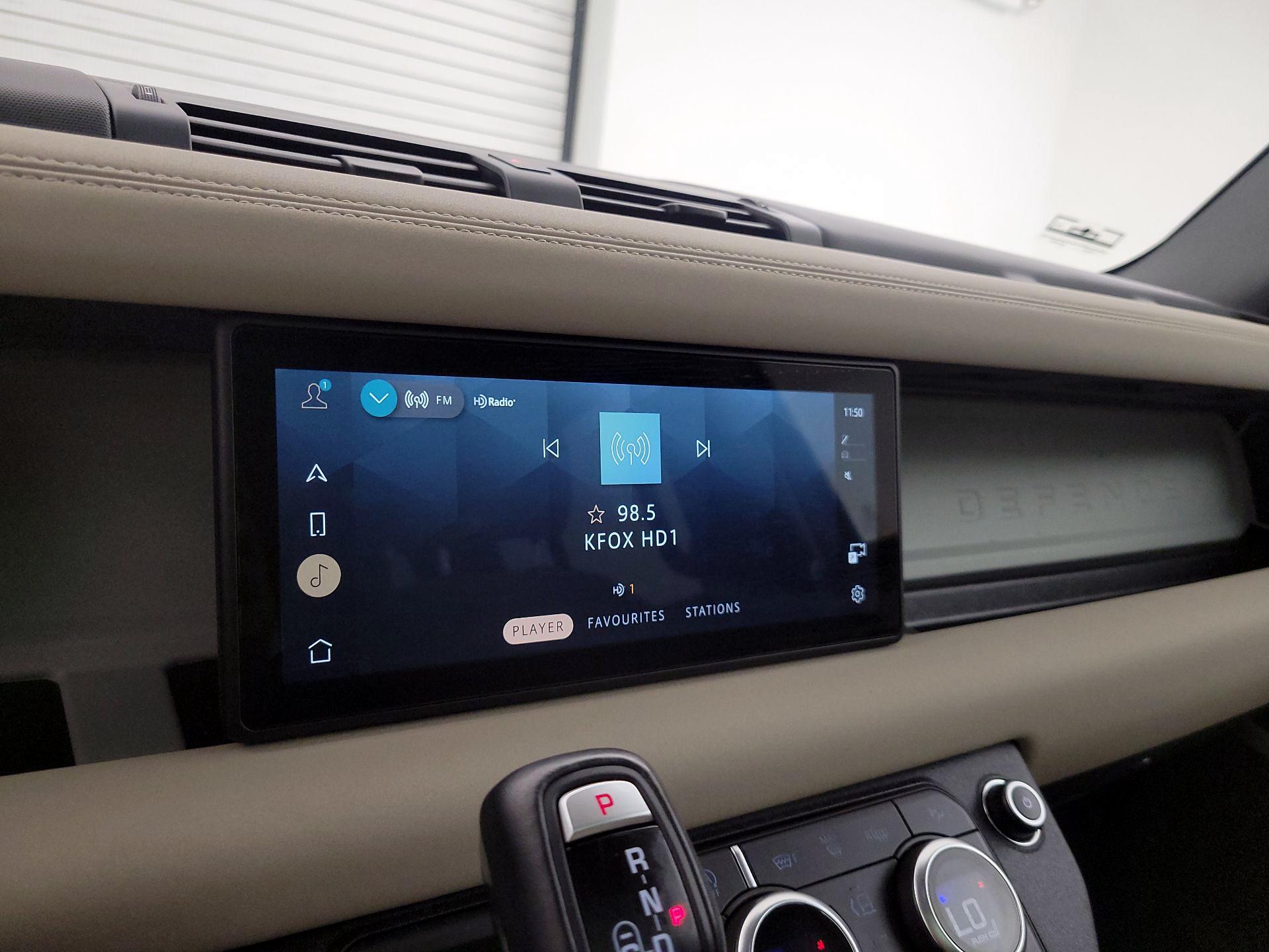 Thumbnail: 2020 Land Rover Defender - 16