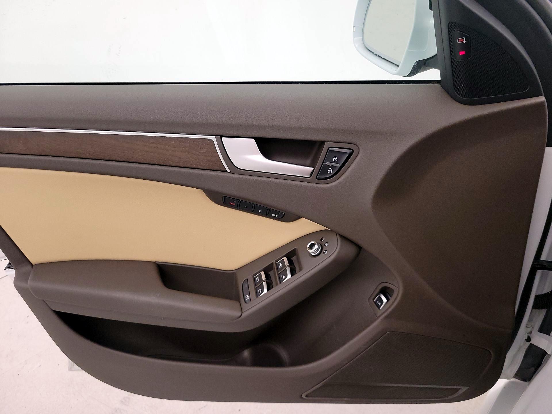 Thumbnail: 2015 Audi A4 - 12