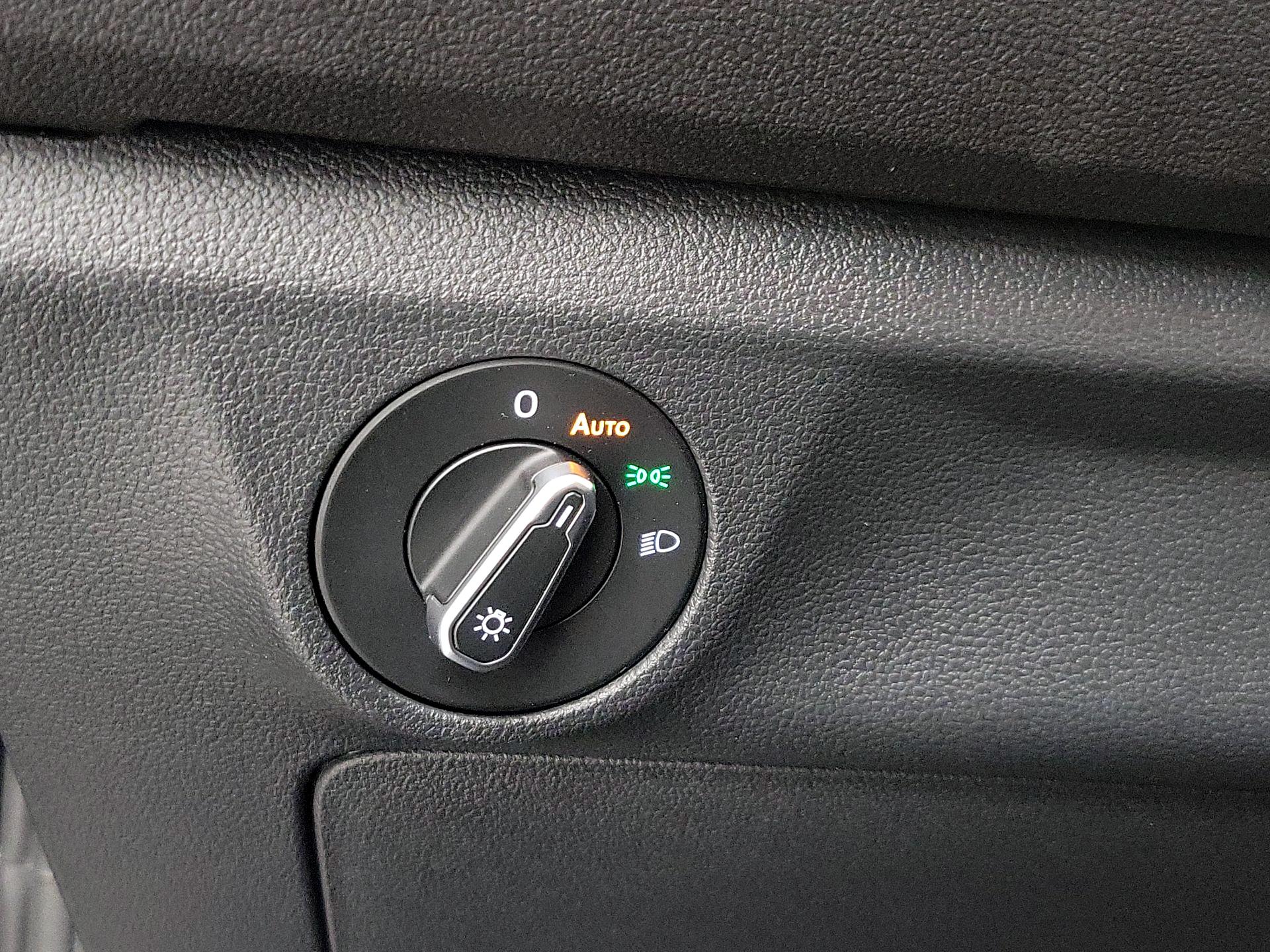 Thumbnail: 2024 Volkswagen Jetta - 13