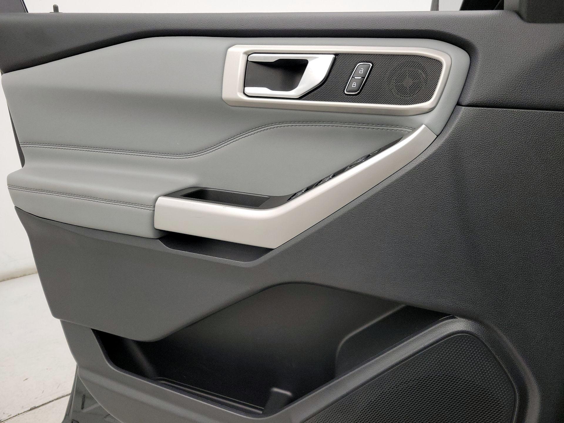 Thumbnail: 2022 Ford Explorer - 12