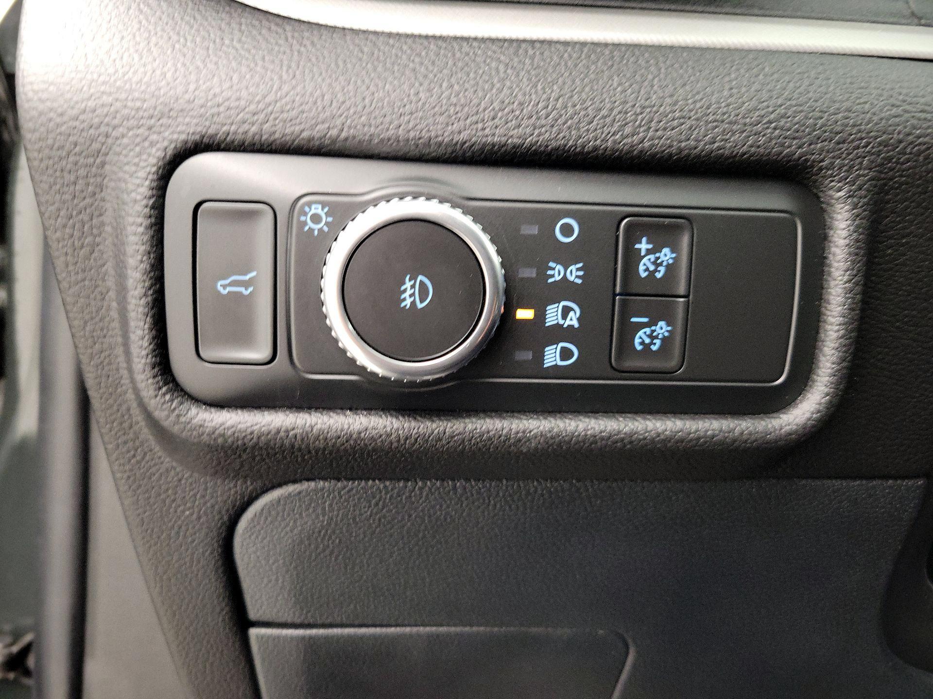 Thumbnail: 2022 Ford Explorer - 13